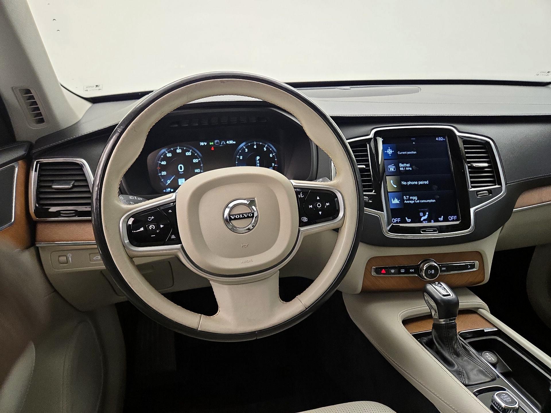 Thumbnail: 2018 Volvo XC90 - 10