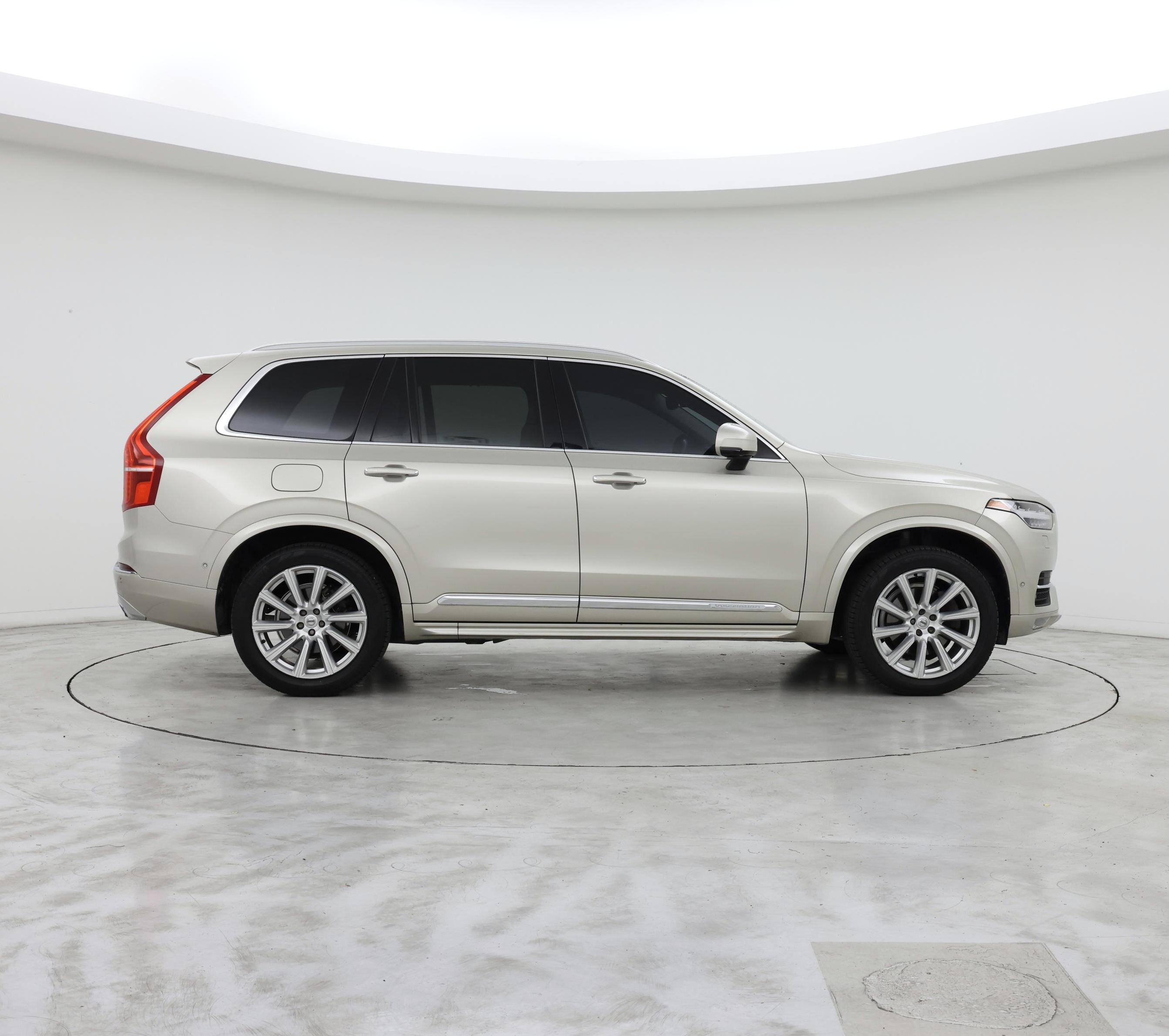 Thumbnail: 2018 Volvo XC90 - 7