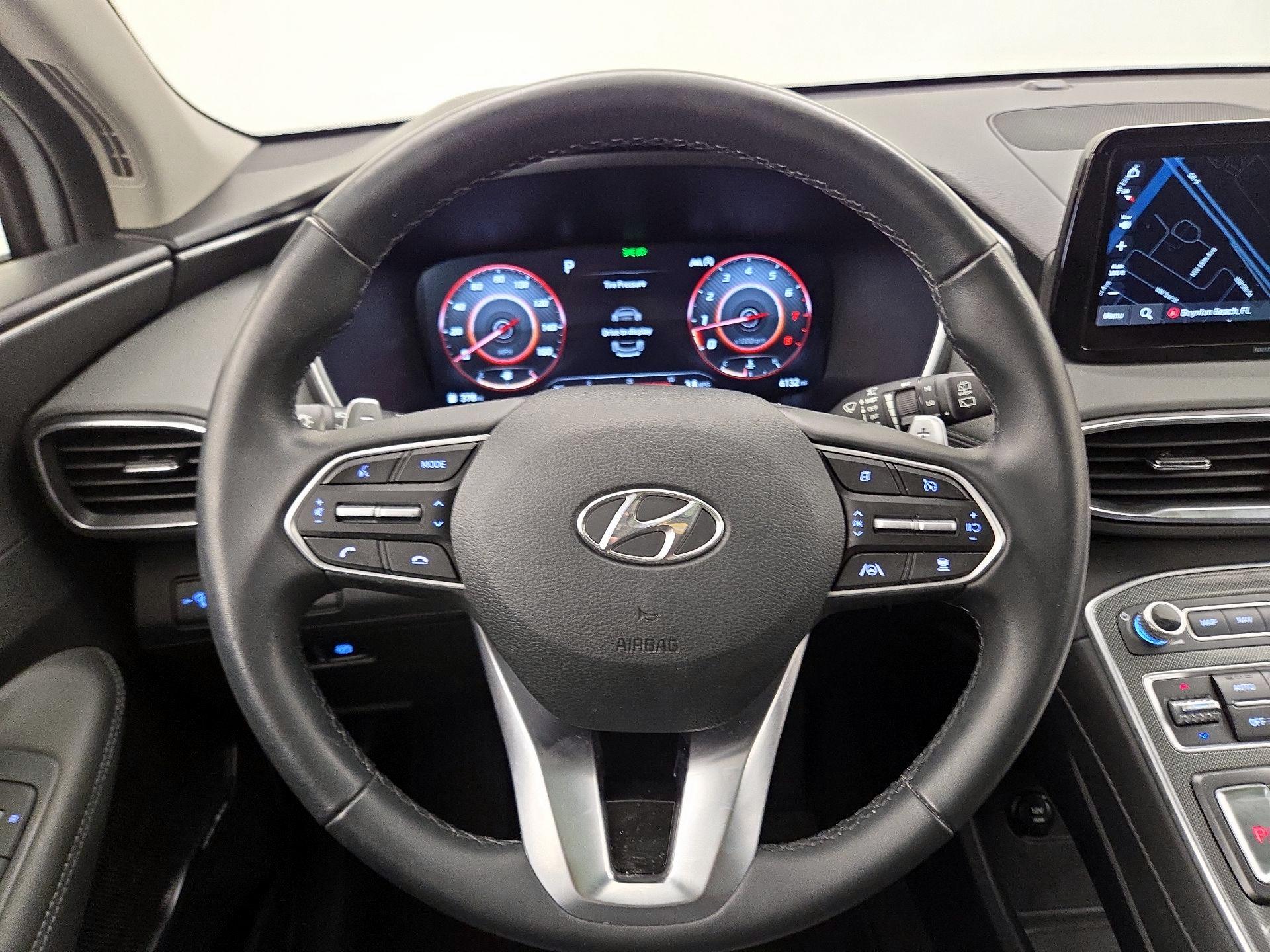 Thumbnail: 2022 Hyundai Santa Fe - 10