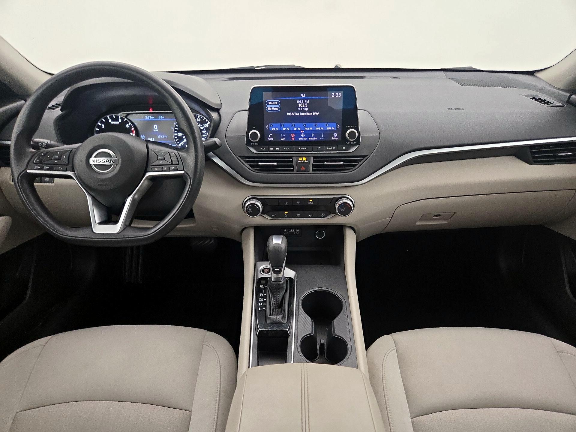 Thumbnail: 2020 Nissan Altima - 9