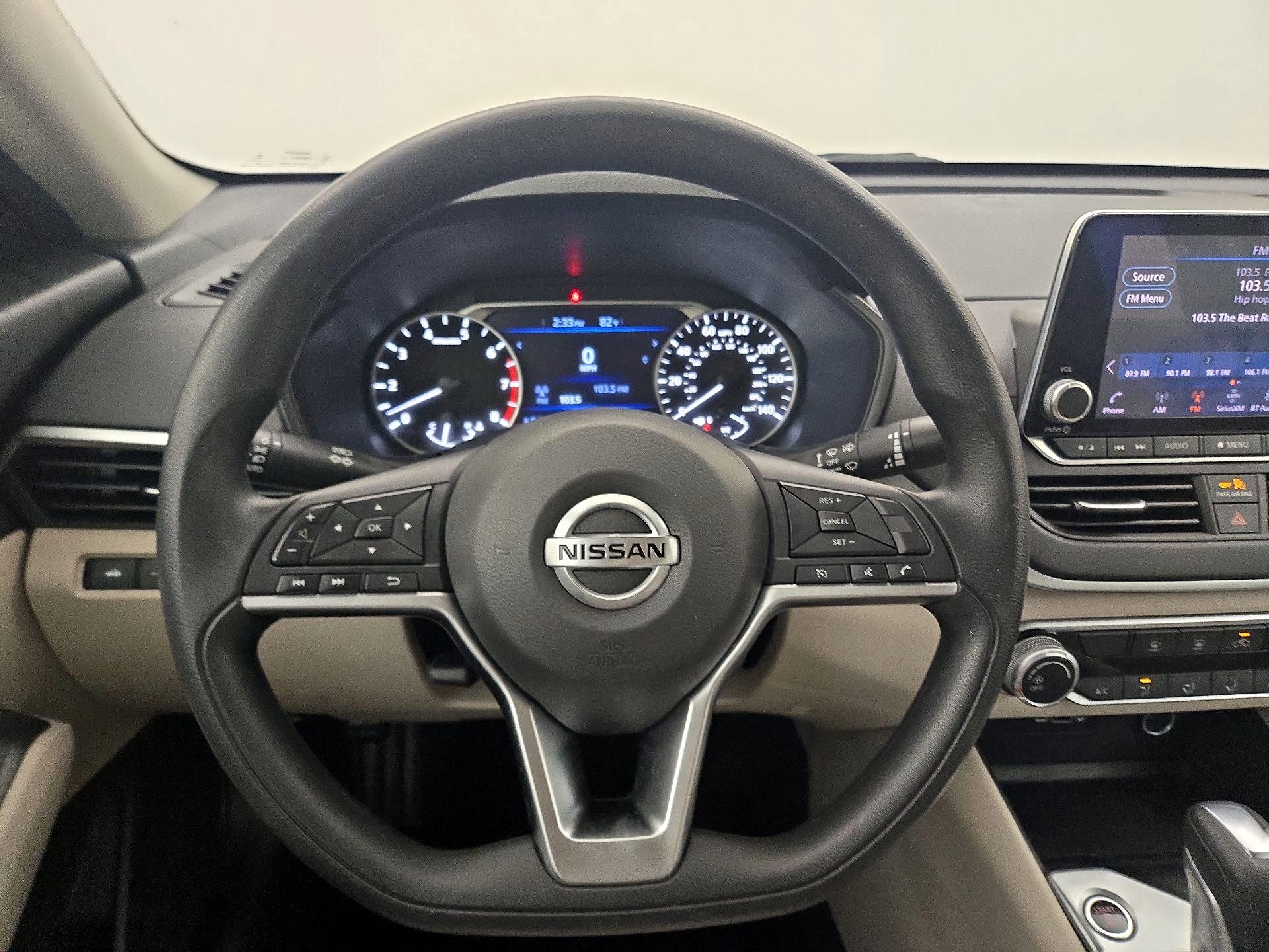 Thumbnail: 2020 Nissan Altima - 10