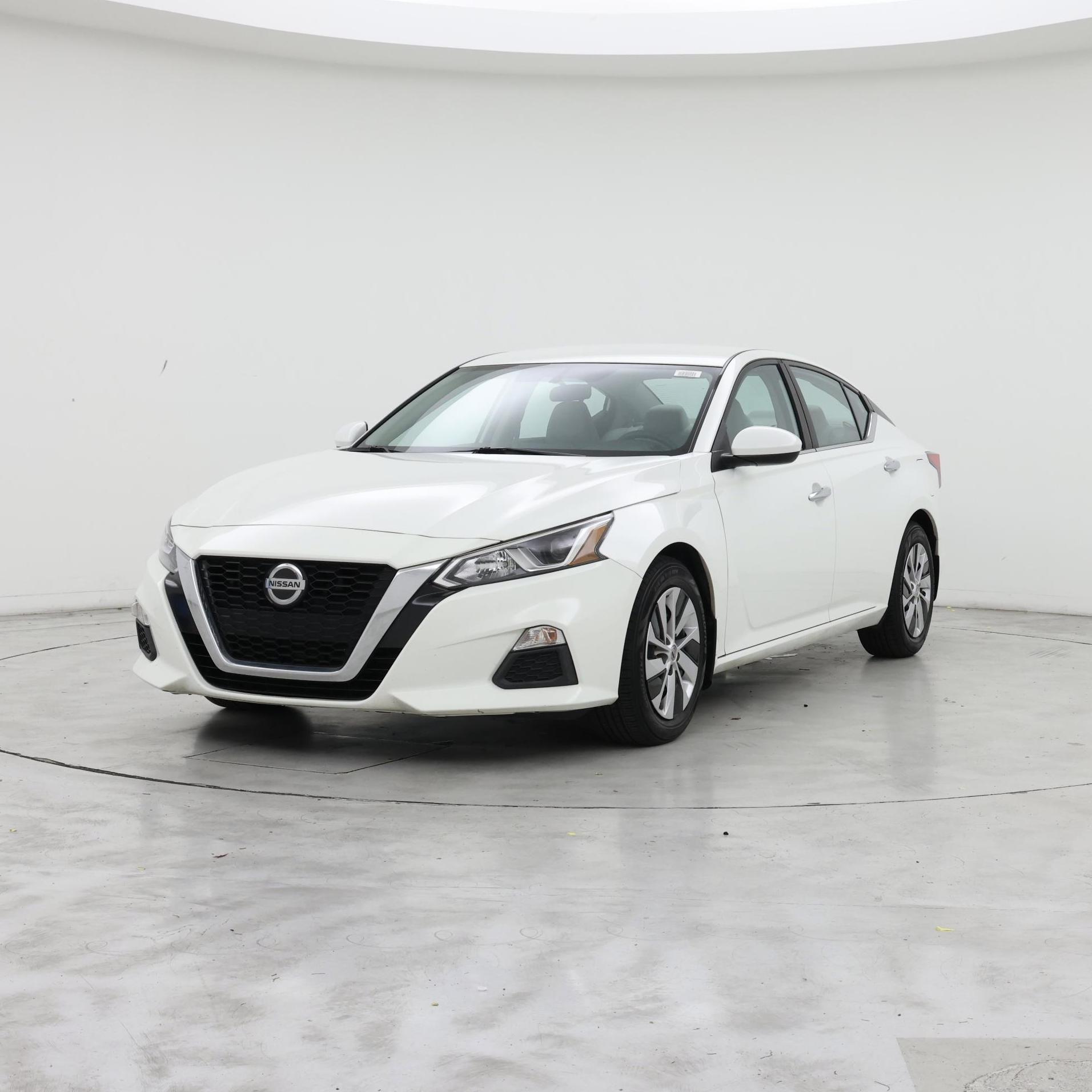 Thumbnail: 2020 Nissan Altima - 4