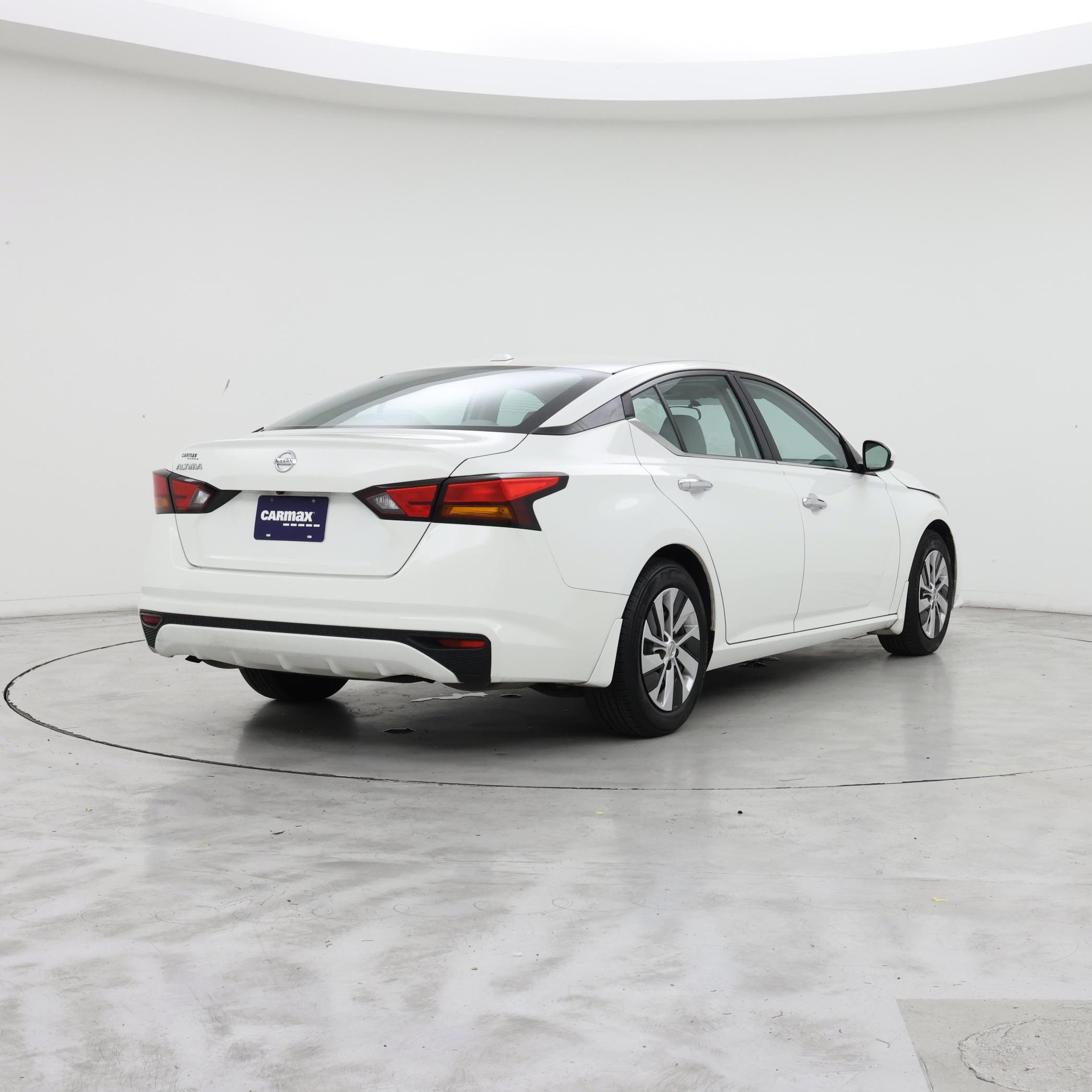 Thumbnail: 2020 Nissan Altima - 8