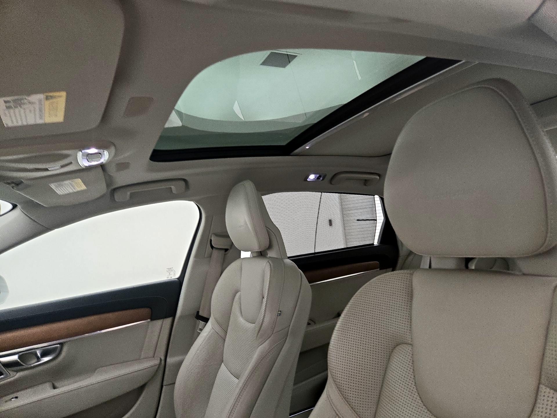 Thumbnail: 2018 Volvo S90 - 20