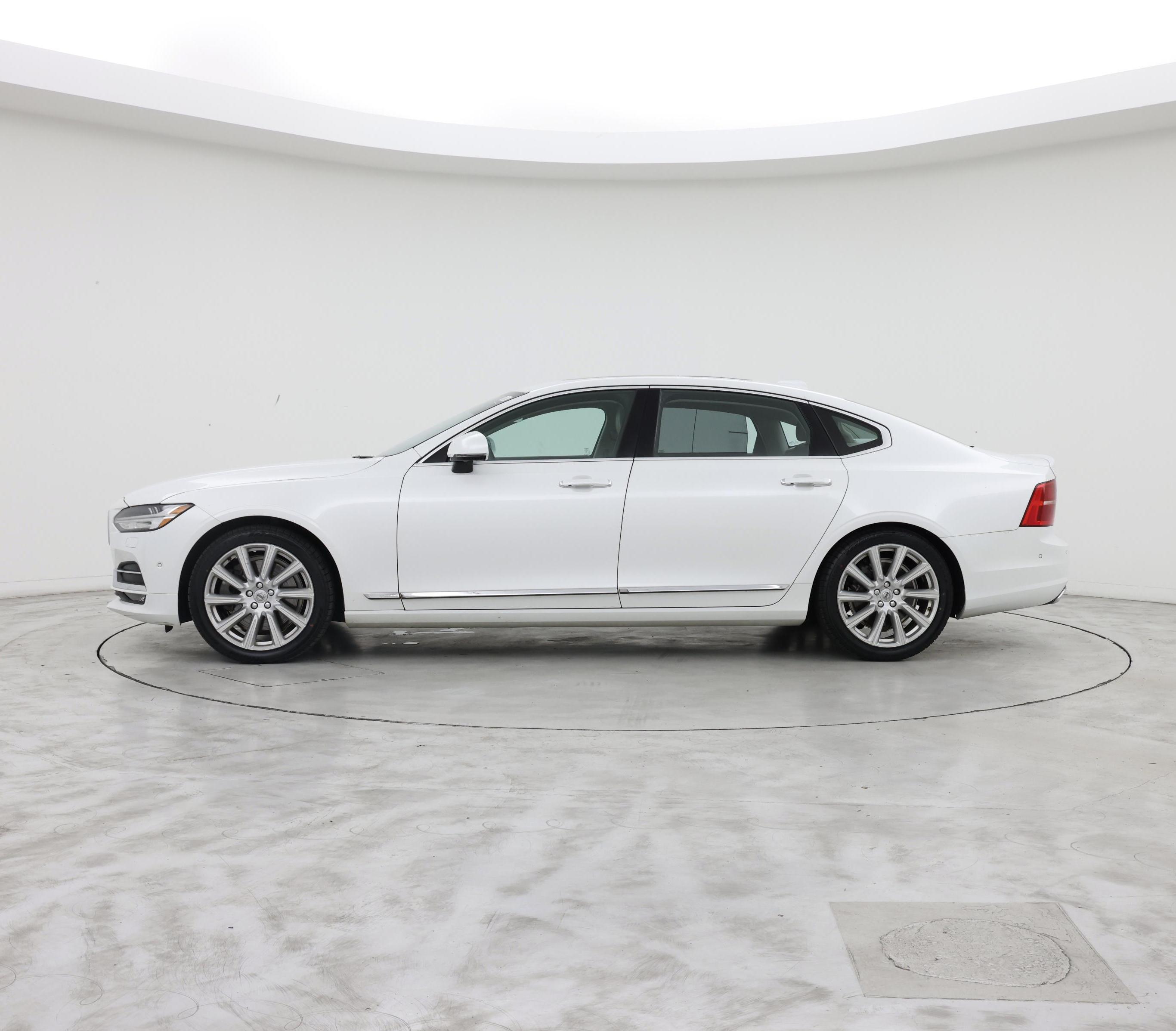 Thumbnail: 2018 Volvo S90 - 3