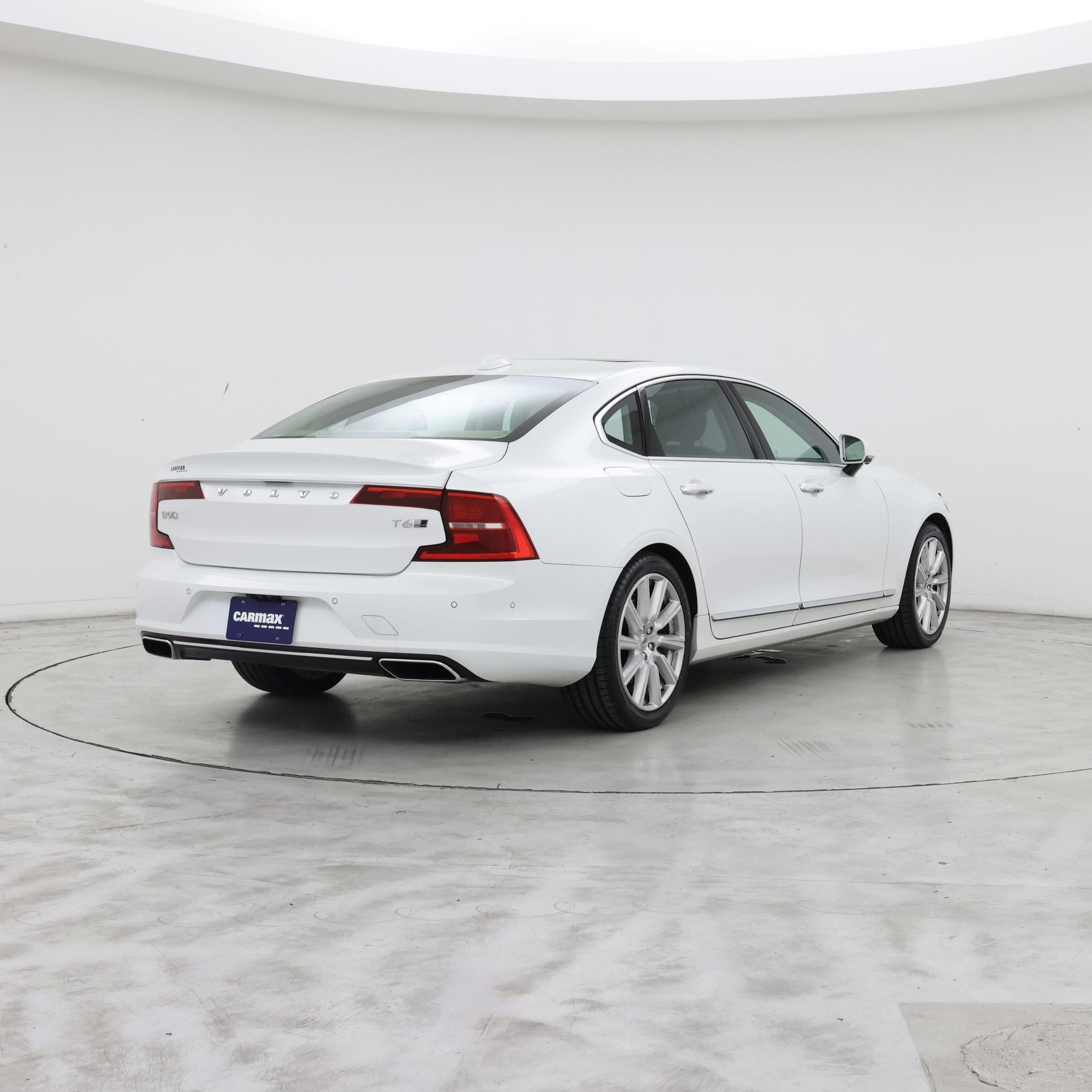 Thumbnail: 2018 Volvo S90 - 8