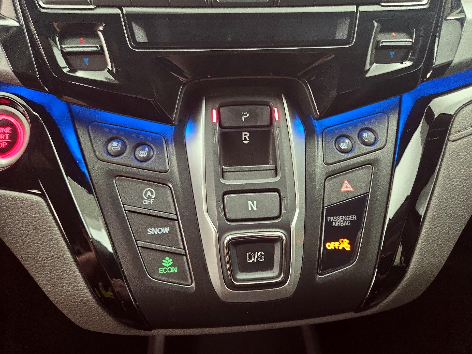Thumbnail: 2019 Honda Odyssey - 18