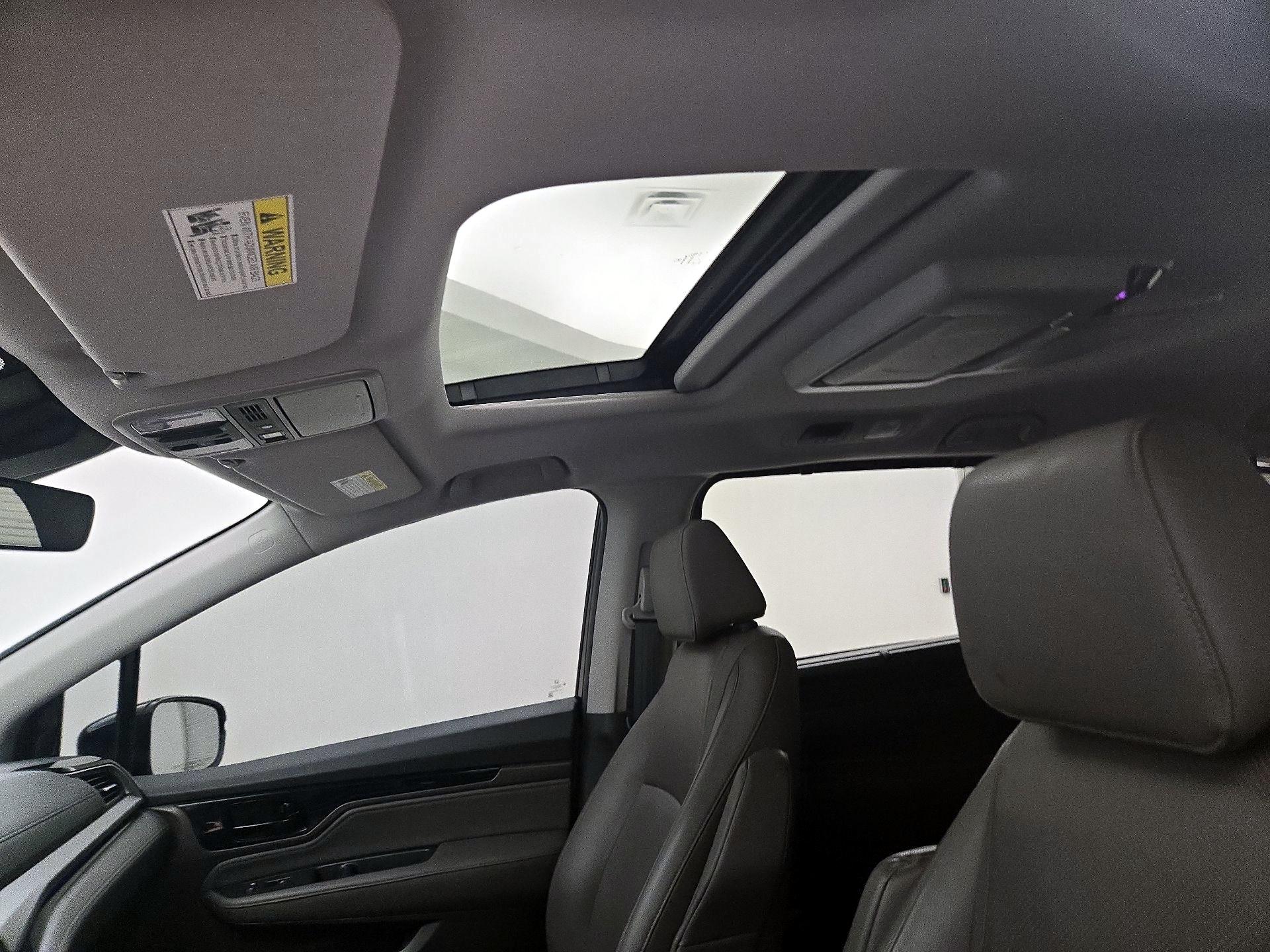 Thumbnail: 2019 Honda Odyssey - 20