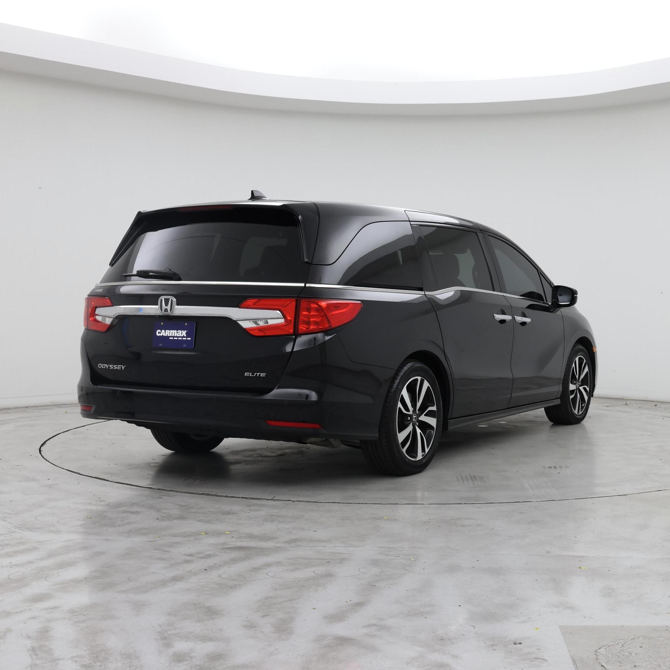 Thumbnail: 2019 Honda Odyssey - 8