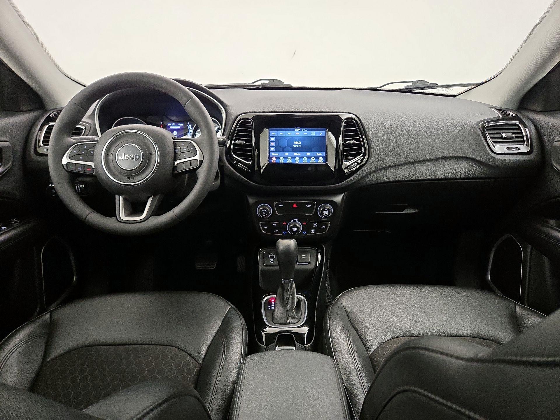 Thumbnail: 2021 Jeep Compass - 9