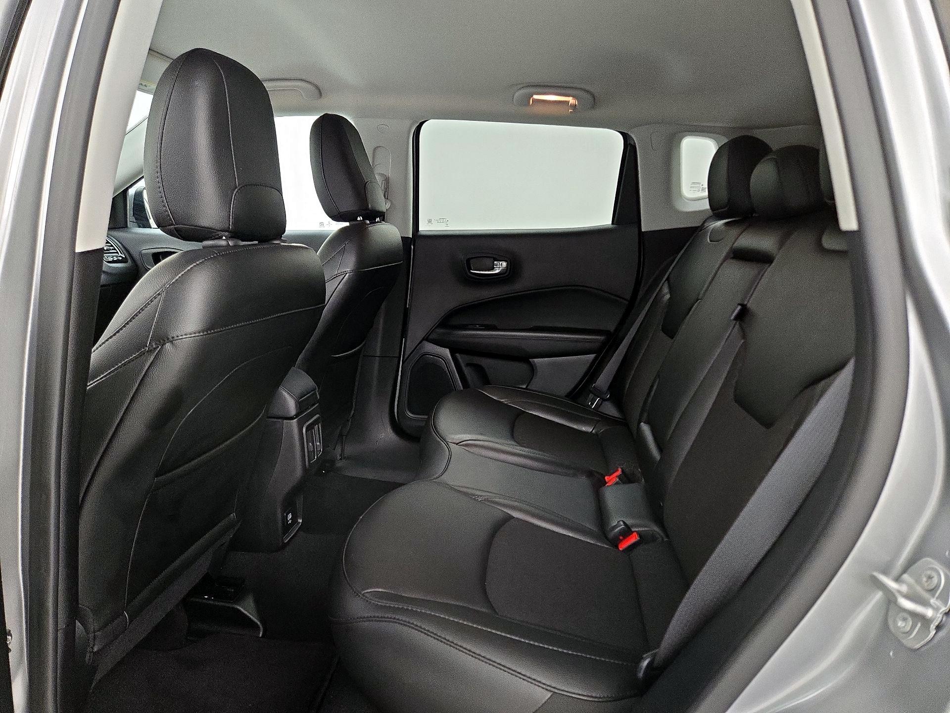Thumbnail: 2021 Jeep Compass - 19