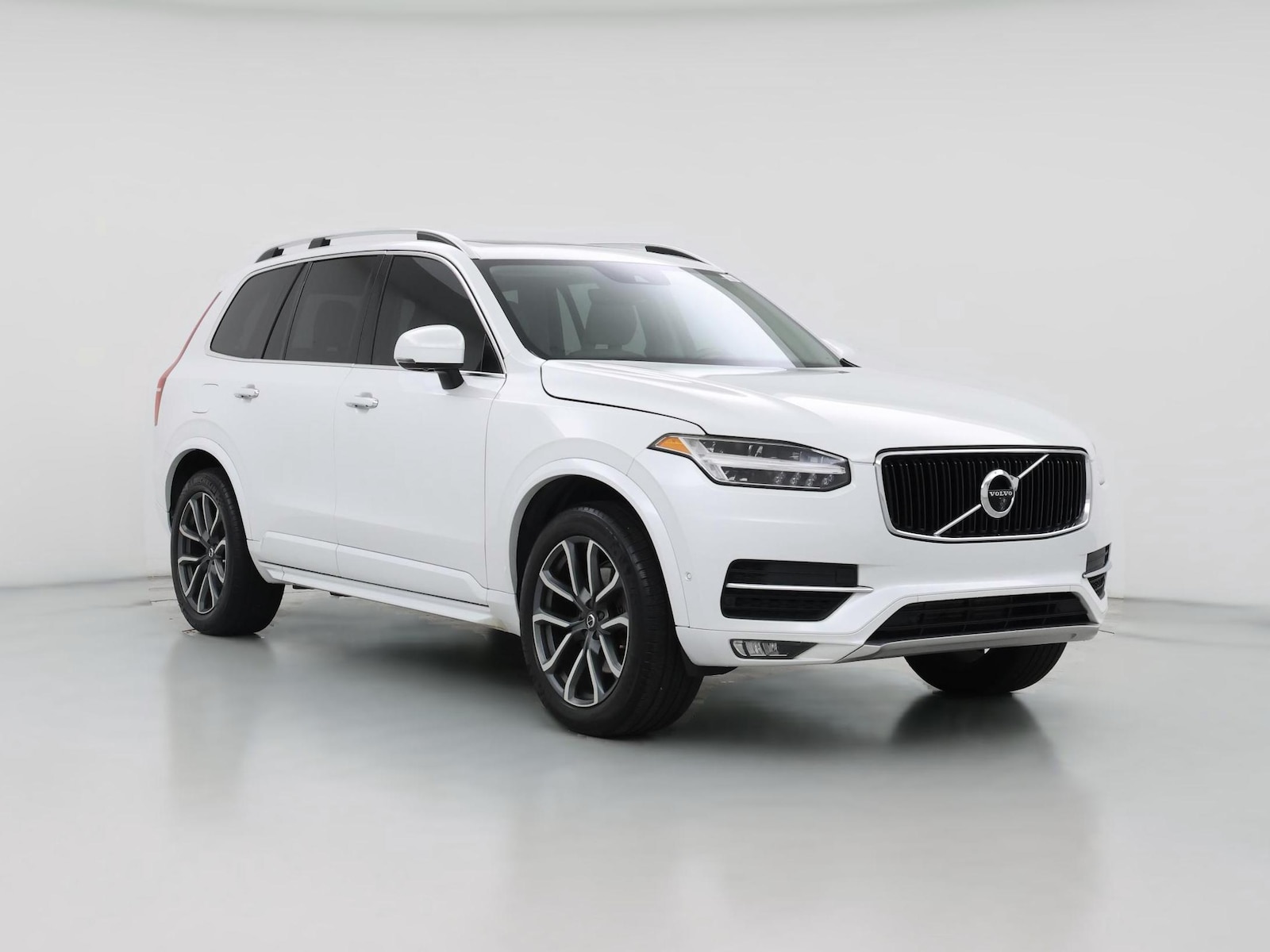 2018 Volvo XC90 Momentum
