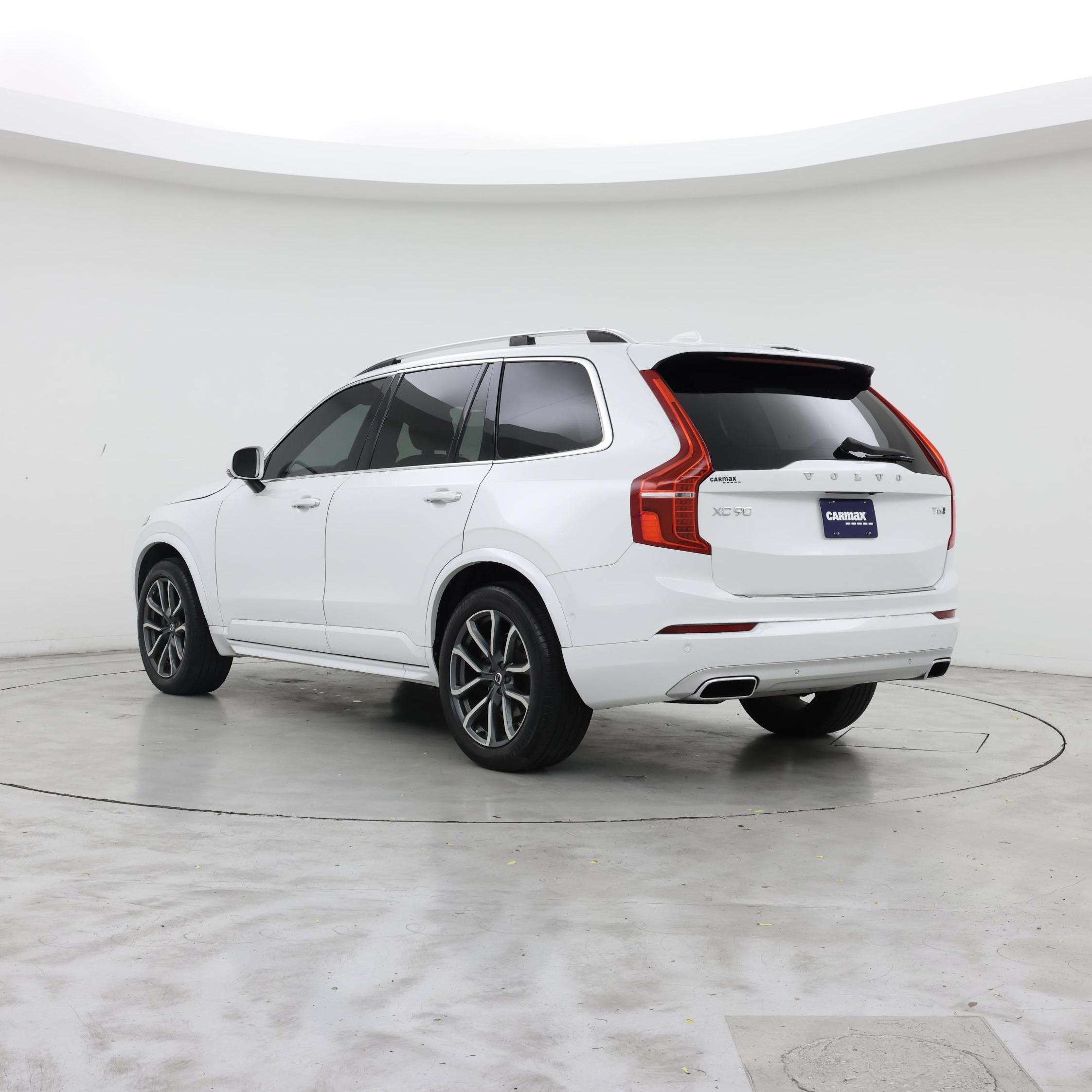 Thumbnail: 2018 Volvo XC90 - 2