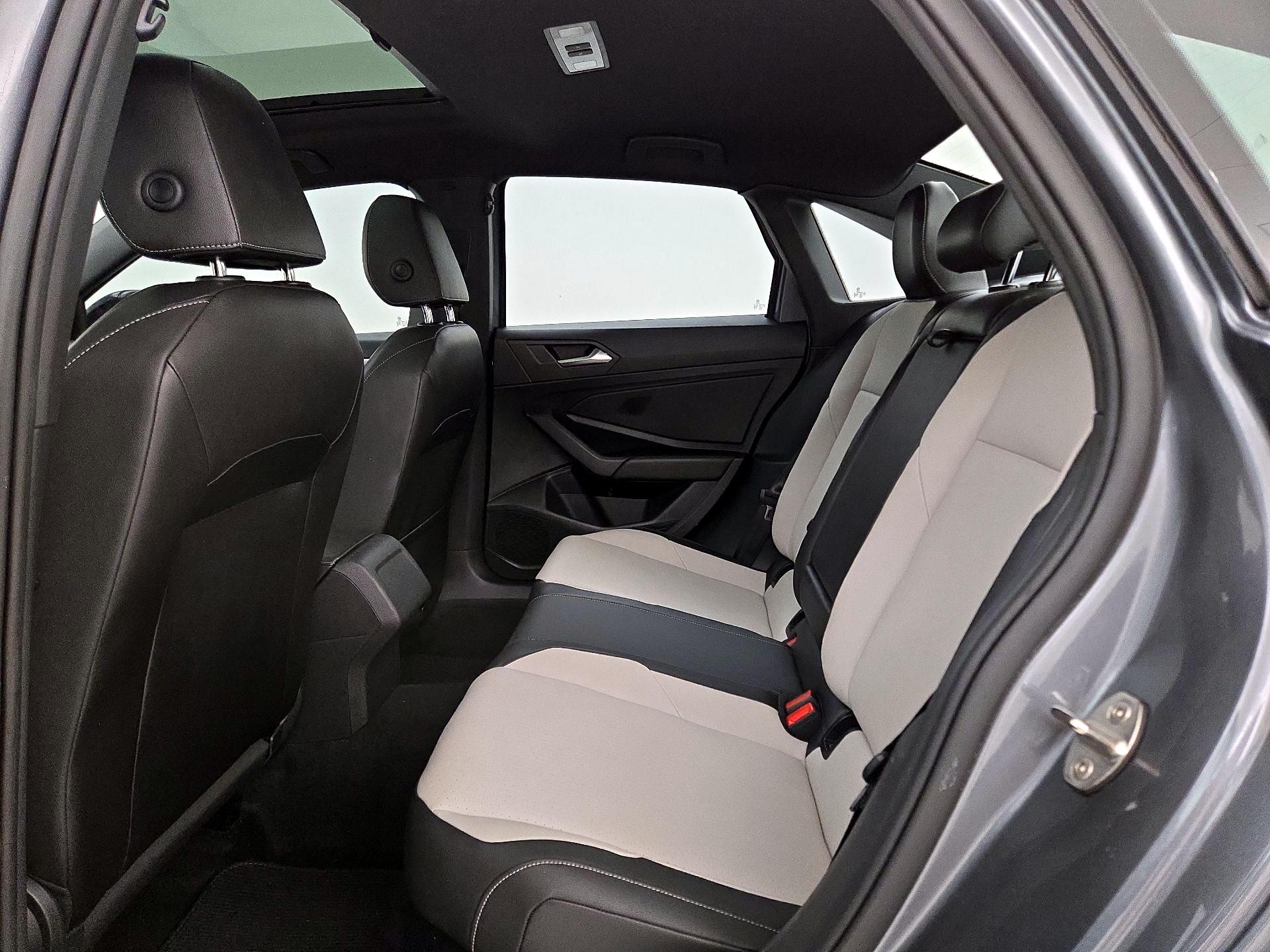Thumbnail: 2019 Volkswagen Jetta - 20