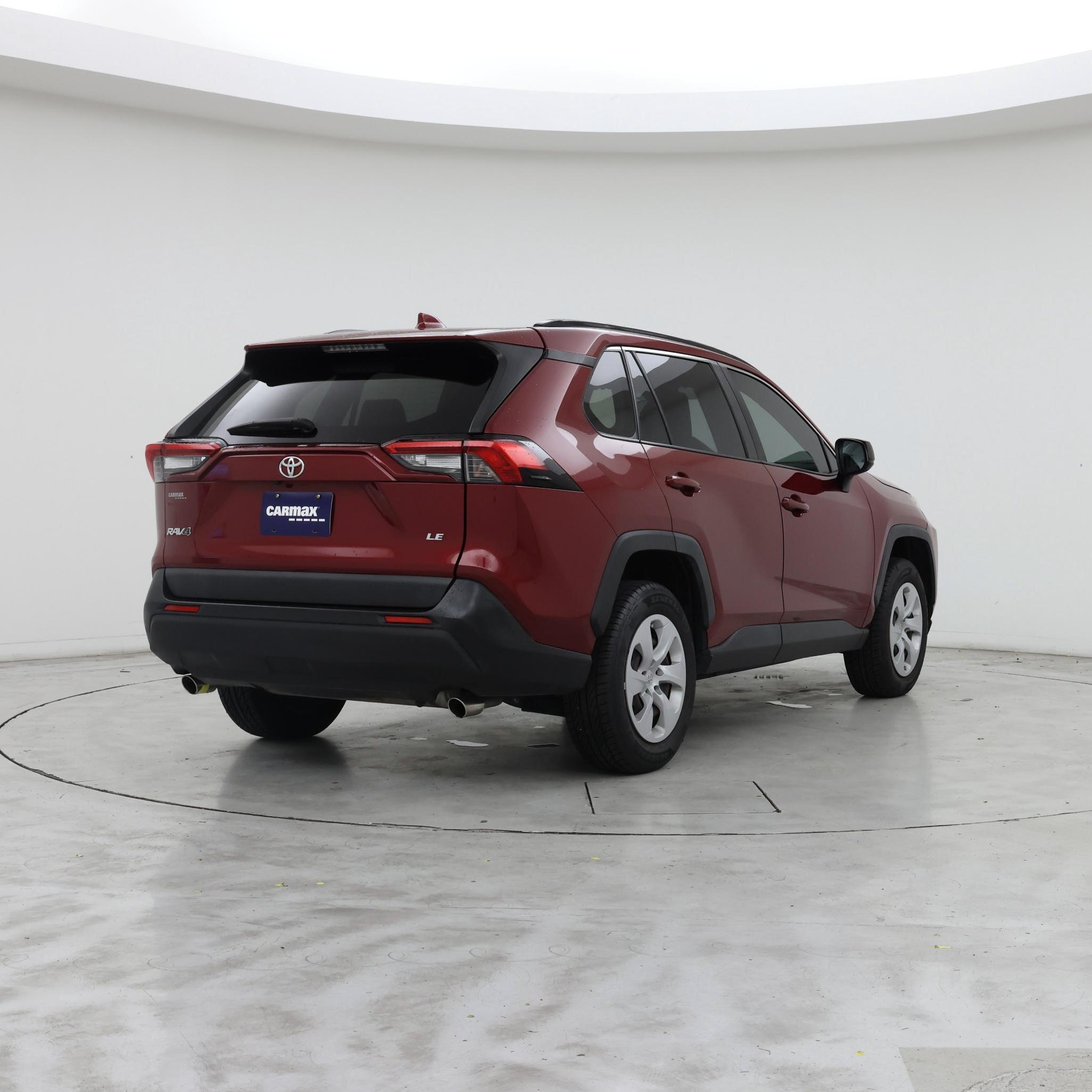 Thumbnail: 2021 Toyota RAV4 - 8
