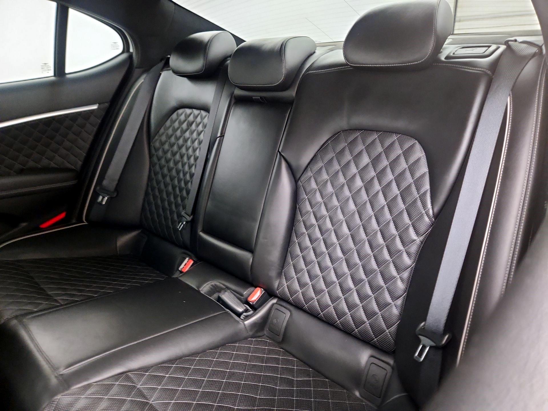 Thumbnail: 2019 Genesis G70 - 20