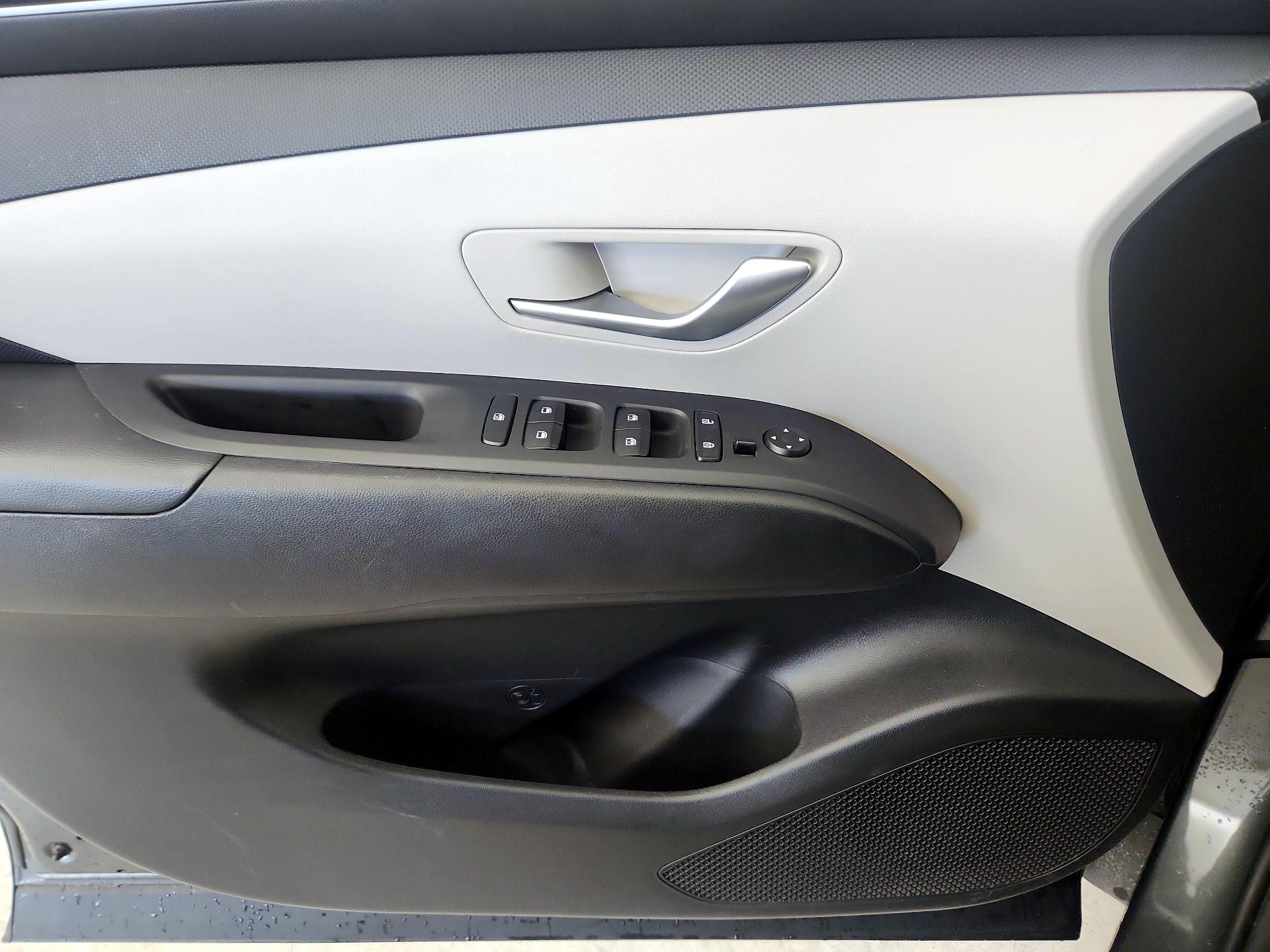 Thumbnail: 2023 Hyundai Tucson - 12