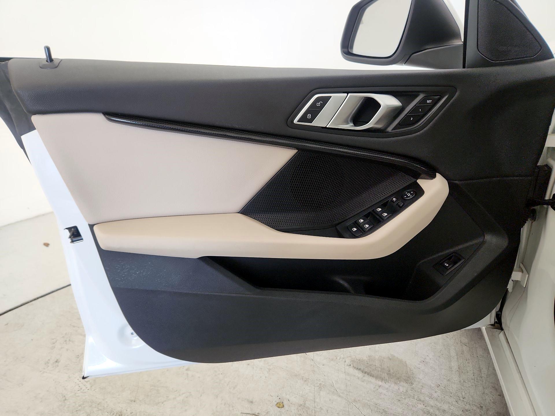 Thumbnail: 2022 BMW 2 Series - 12