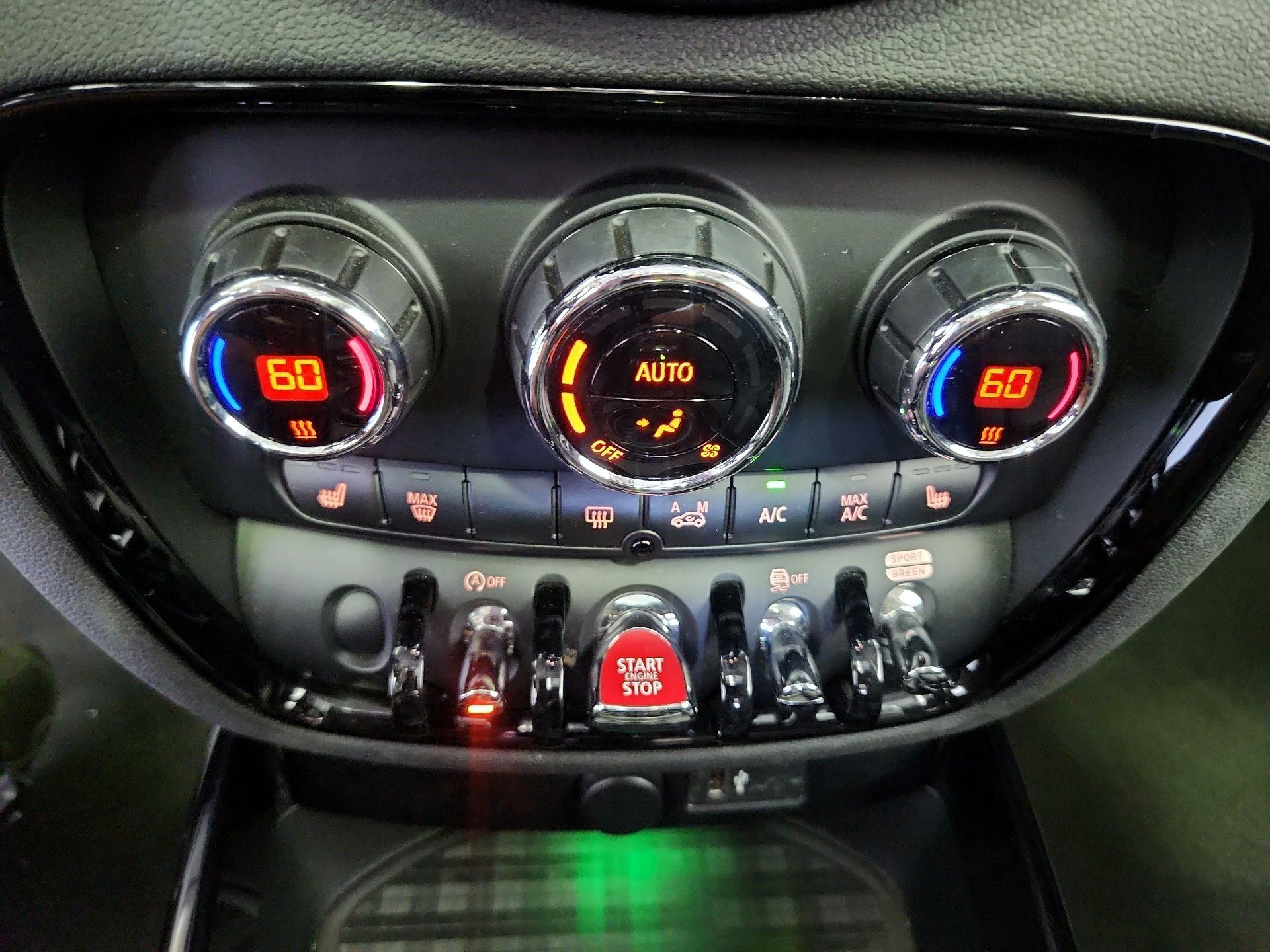 Thumbnail: 2019 MINI Cooper Clubman - 16