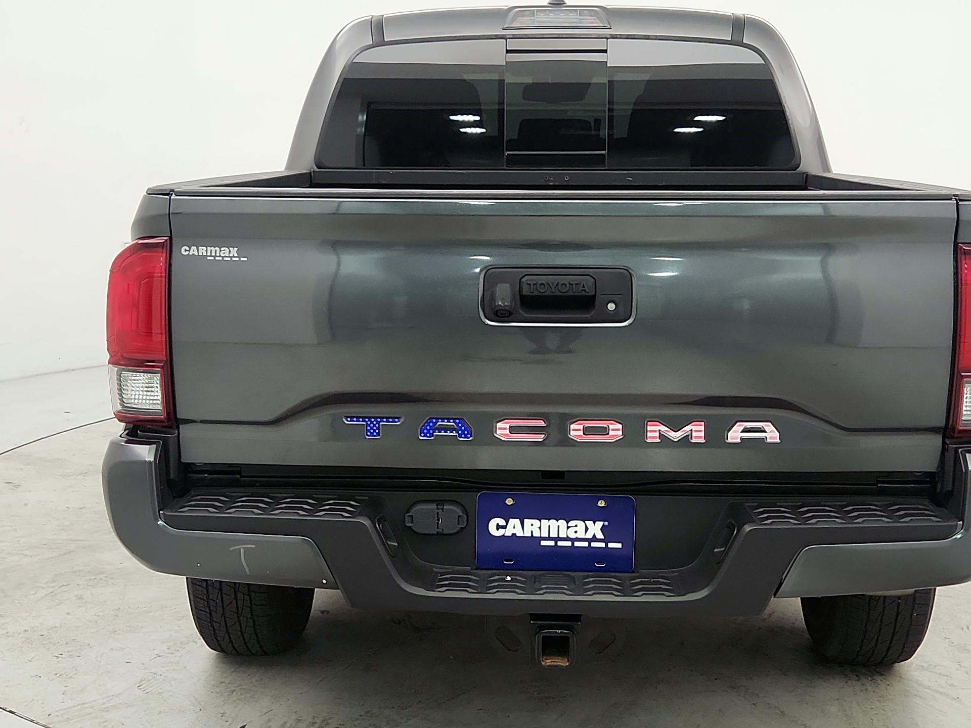 Thumbnail: 2022 Toyota Tacoma - 20