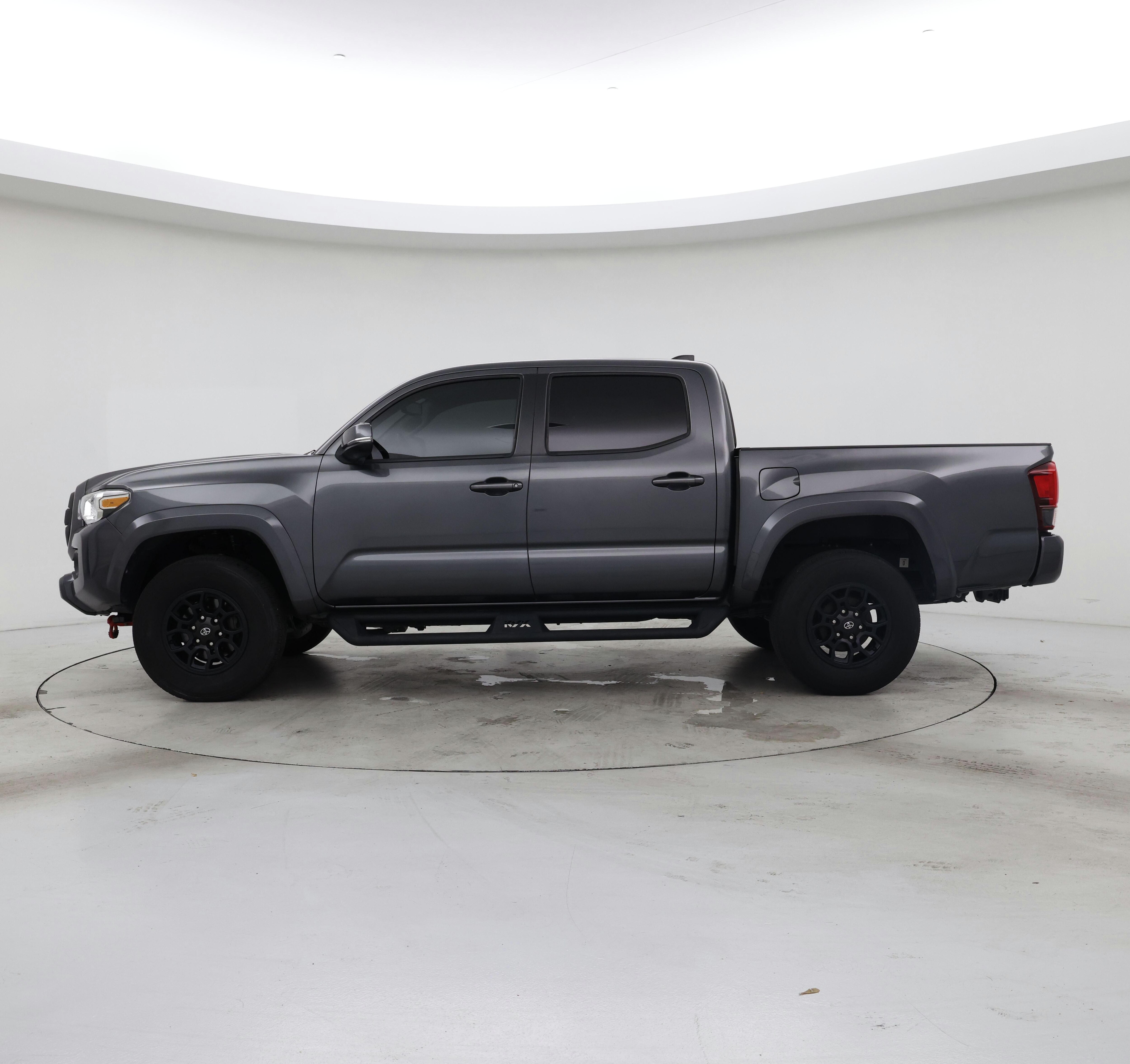 Thumbnail: 2022 Toyota Tacoma - 3