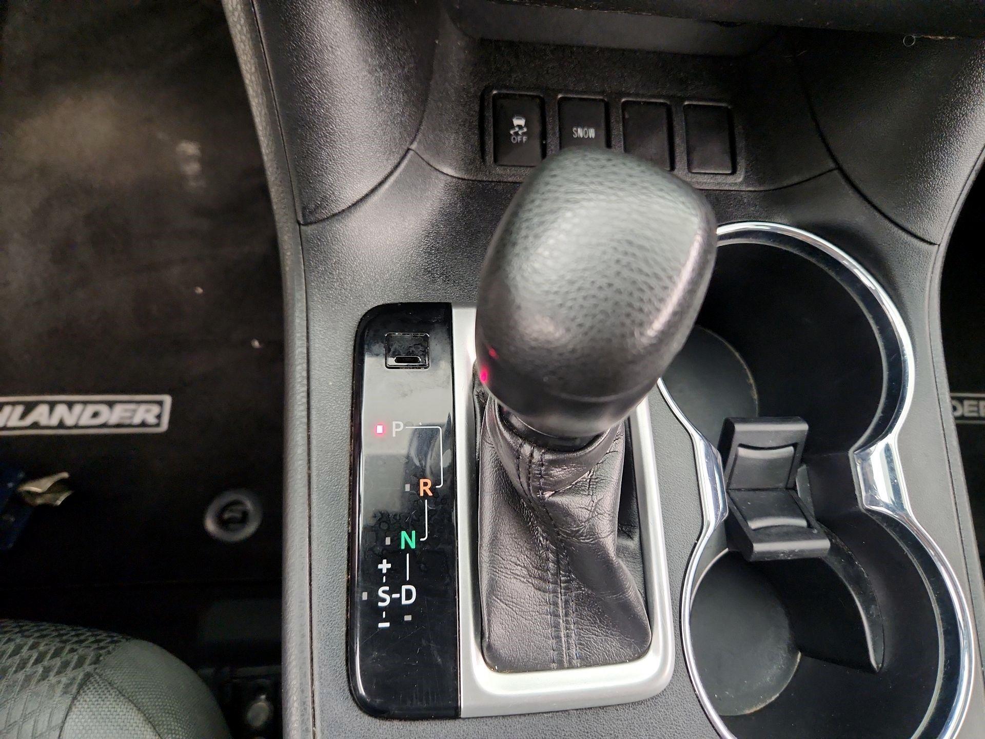 Thumbnail: 2019 Toyota Highlander - 17