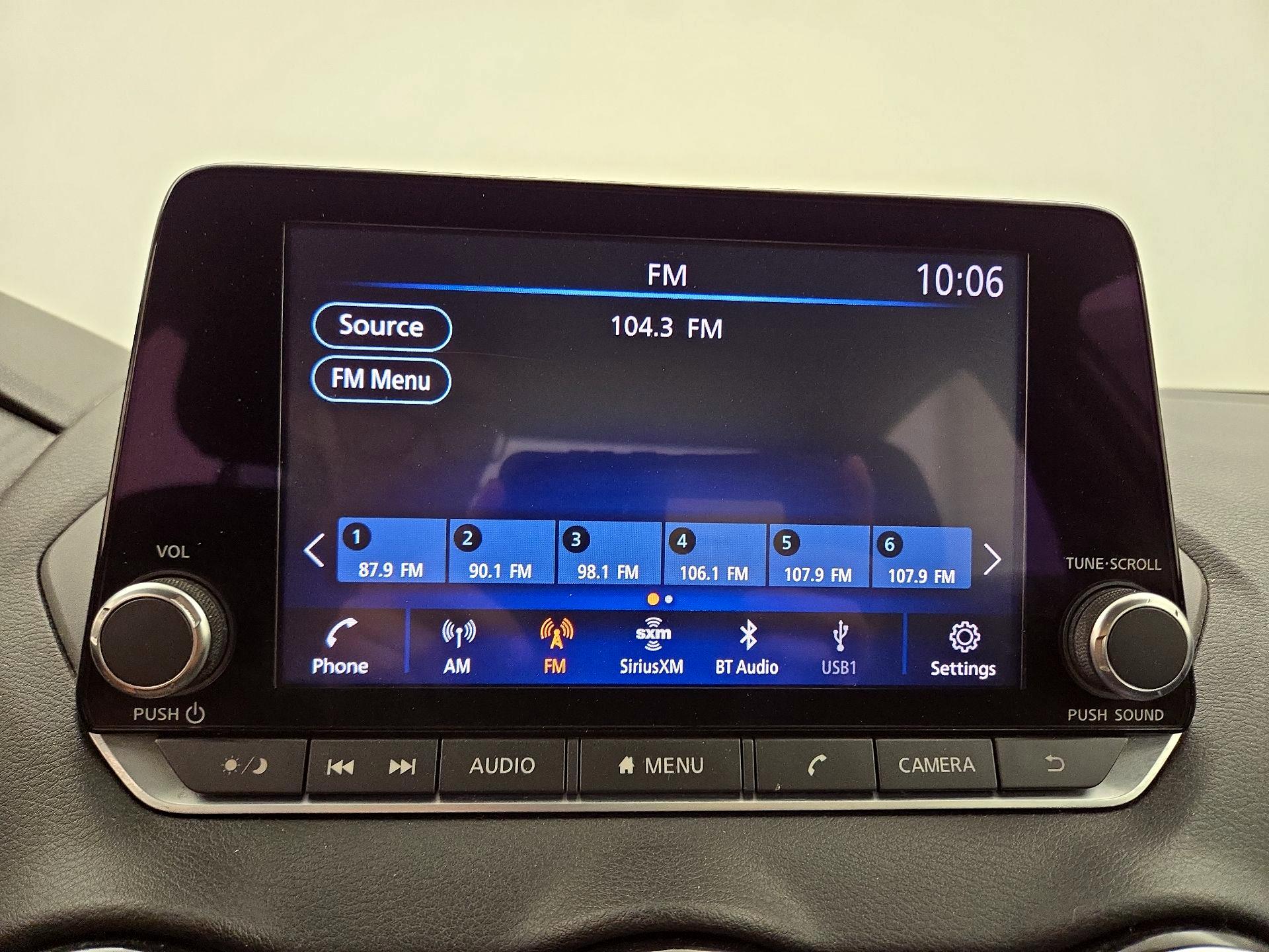 Thumbnail: 2021 Nissan Sentra - 15