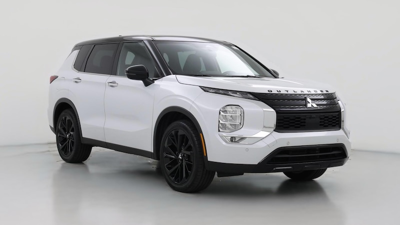 2023 Mitsubishi Outlander Black Edition Hero Image