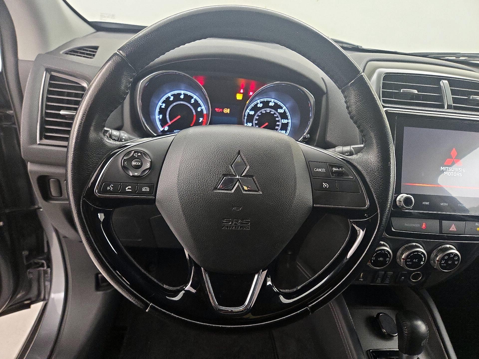 Thumbnail: 2021 Mitsubishi Outlander Sport - 10