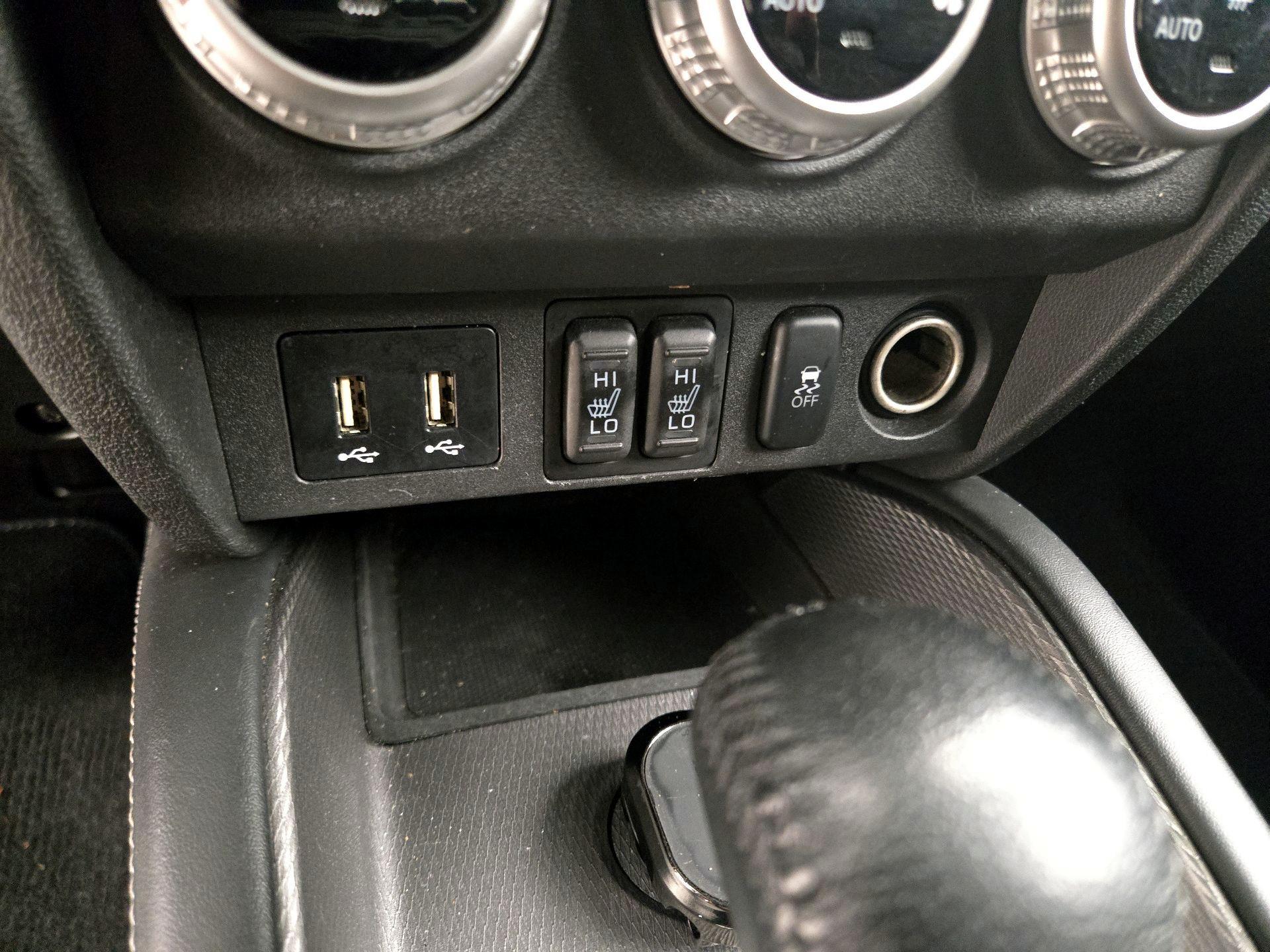 Thumbnail: 2021 Mitsubishi Outlander Sport - 18