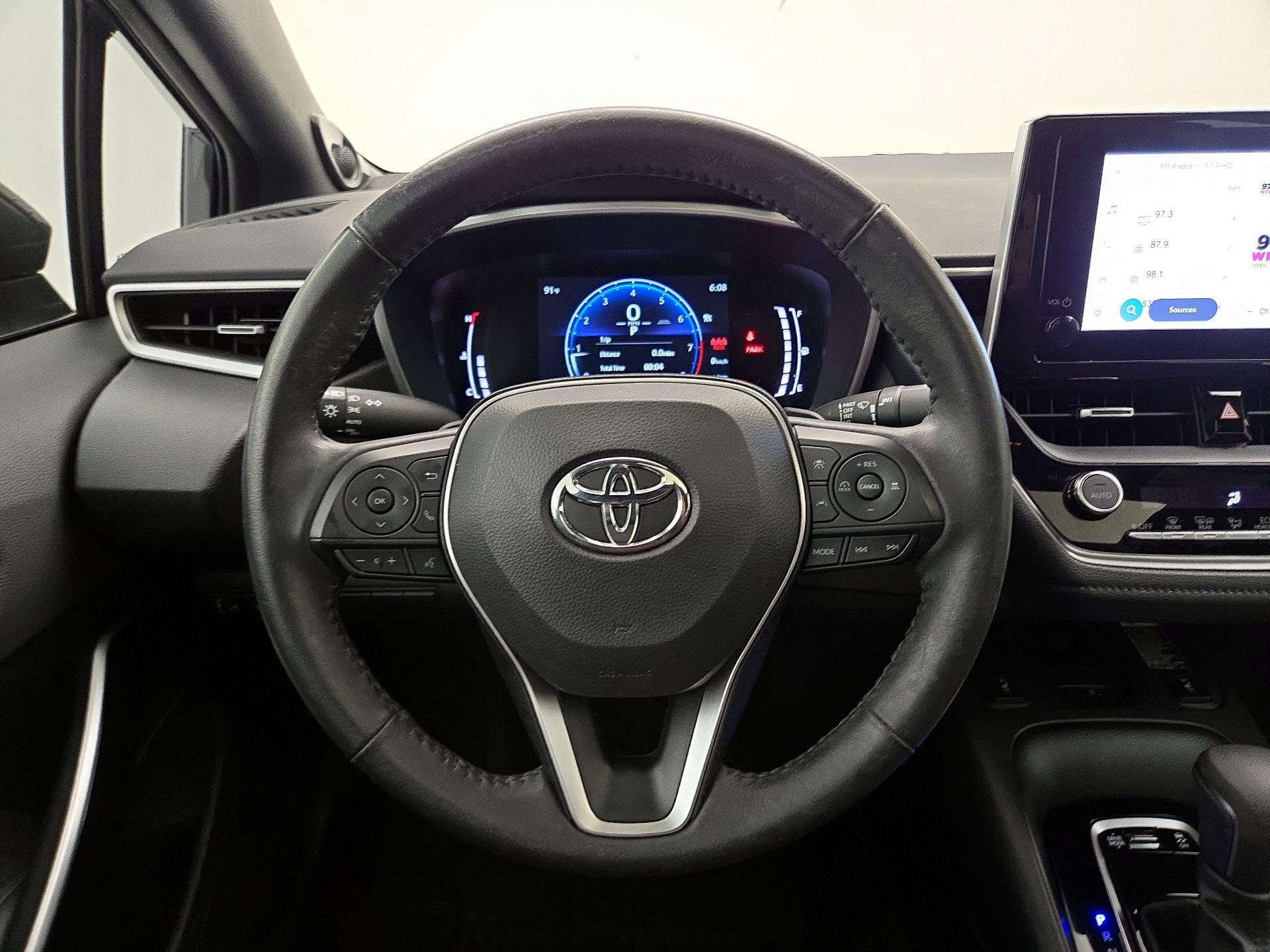 Thumbnail: 2023 Toyota Corolla - 10