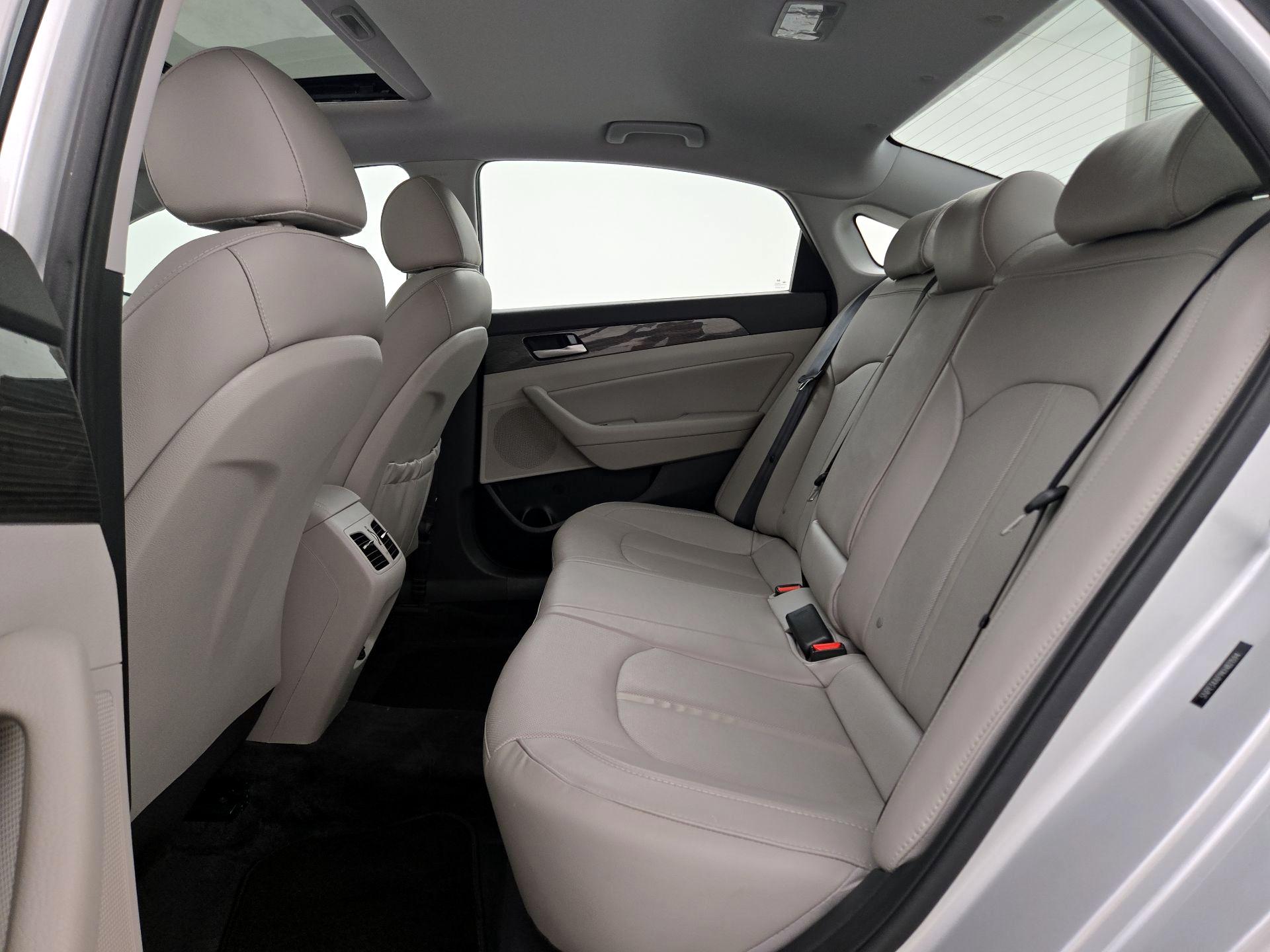 Thumbnail: 2019 Hyundai Sonata - 20