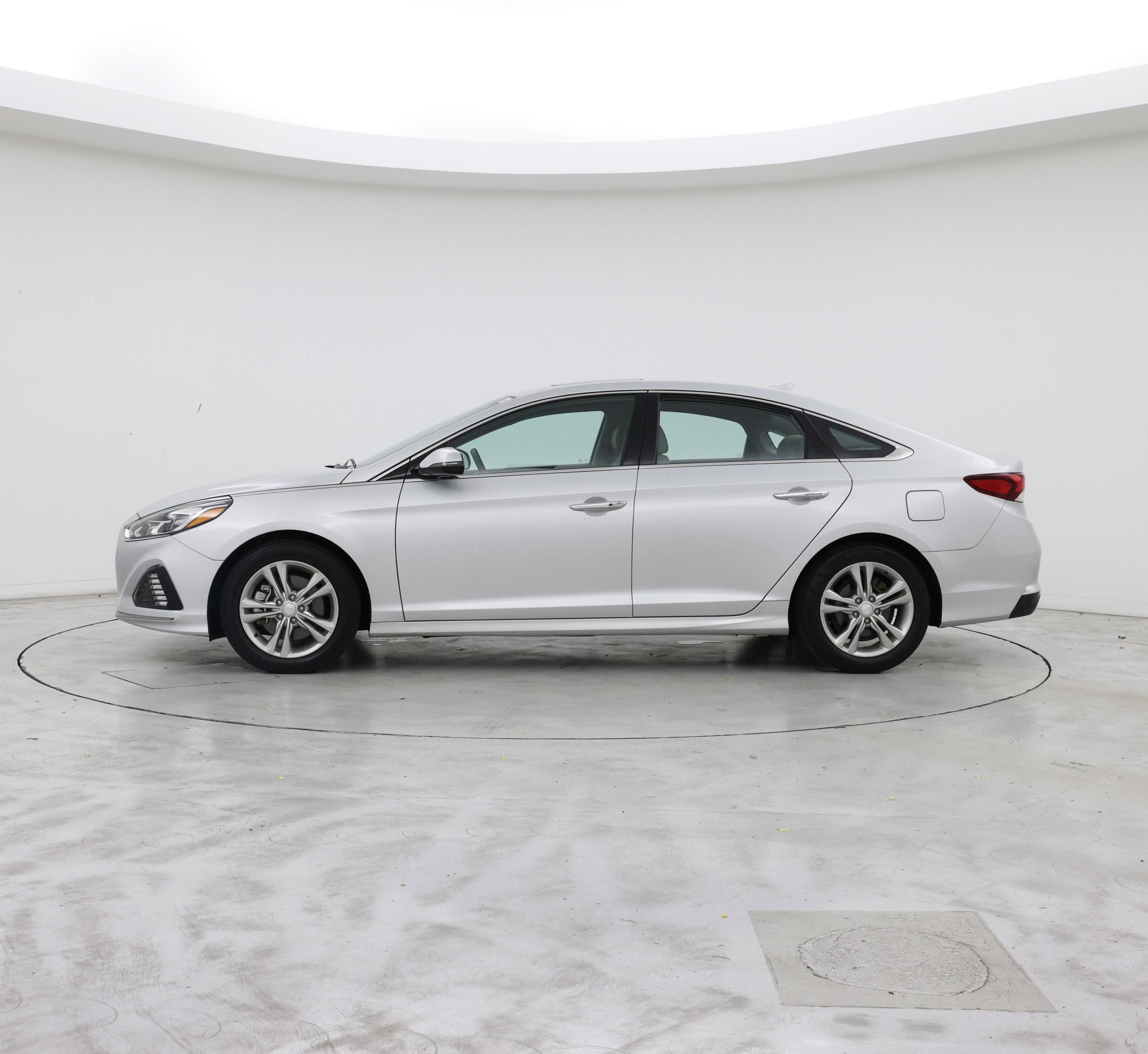 Thumbnail: 2019 Hyundai Sonata - 3