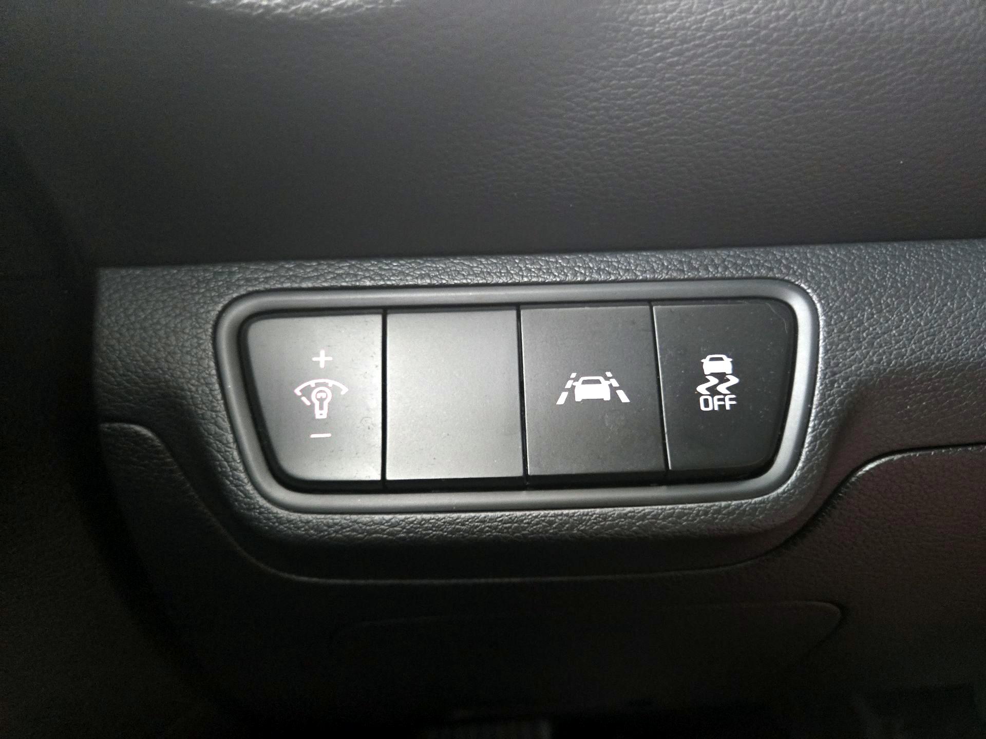 Thumbnail: 2021 Kia Forte - 13