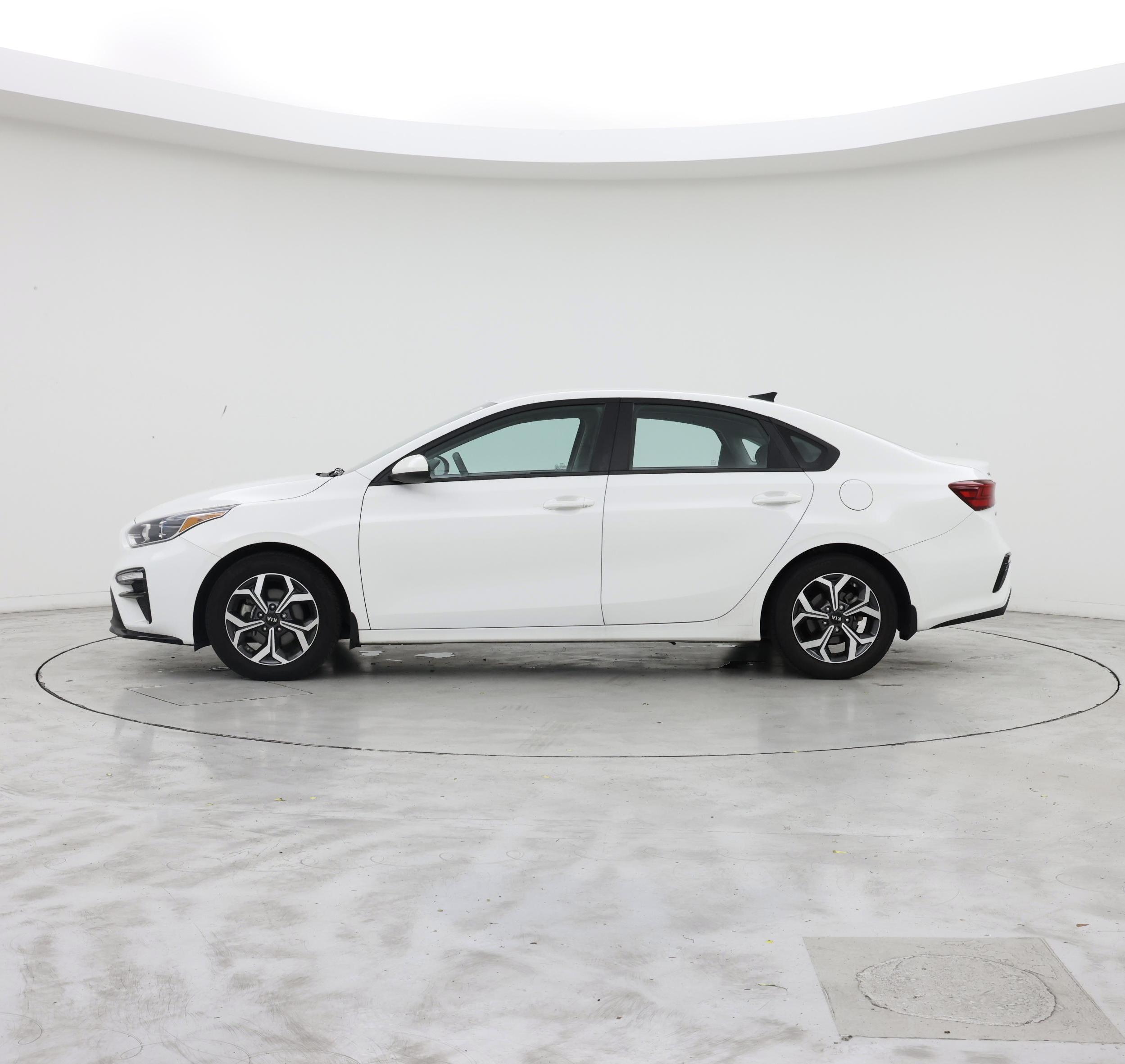 Thumbnail: 2021 Kia Forte - 3