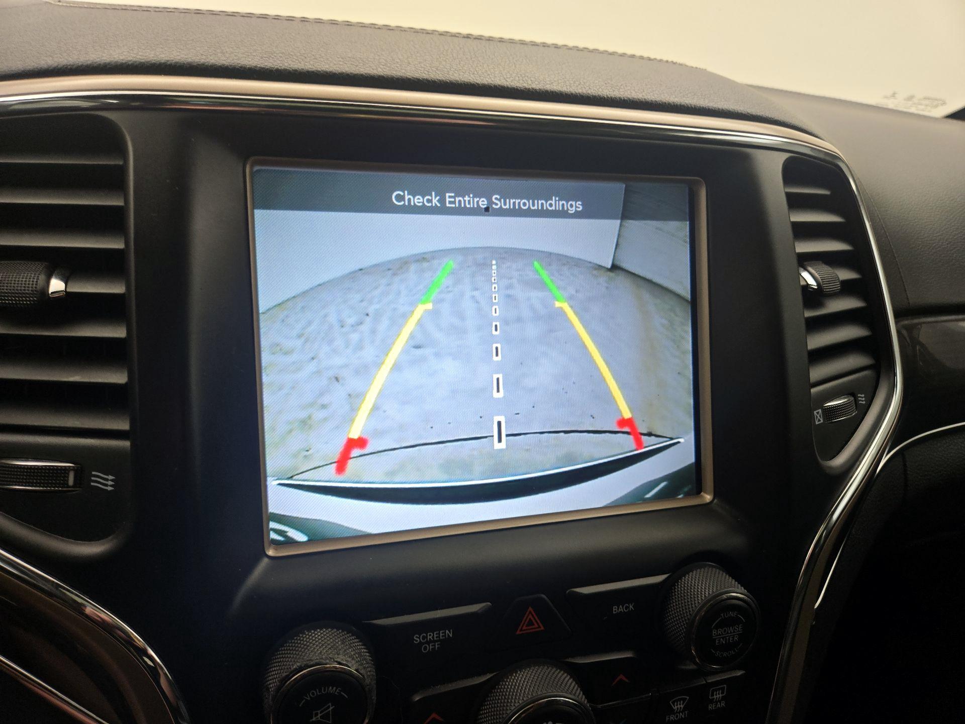 Thumbnail: 2016 Jeep Grand Cherokee - 15