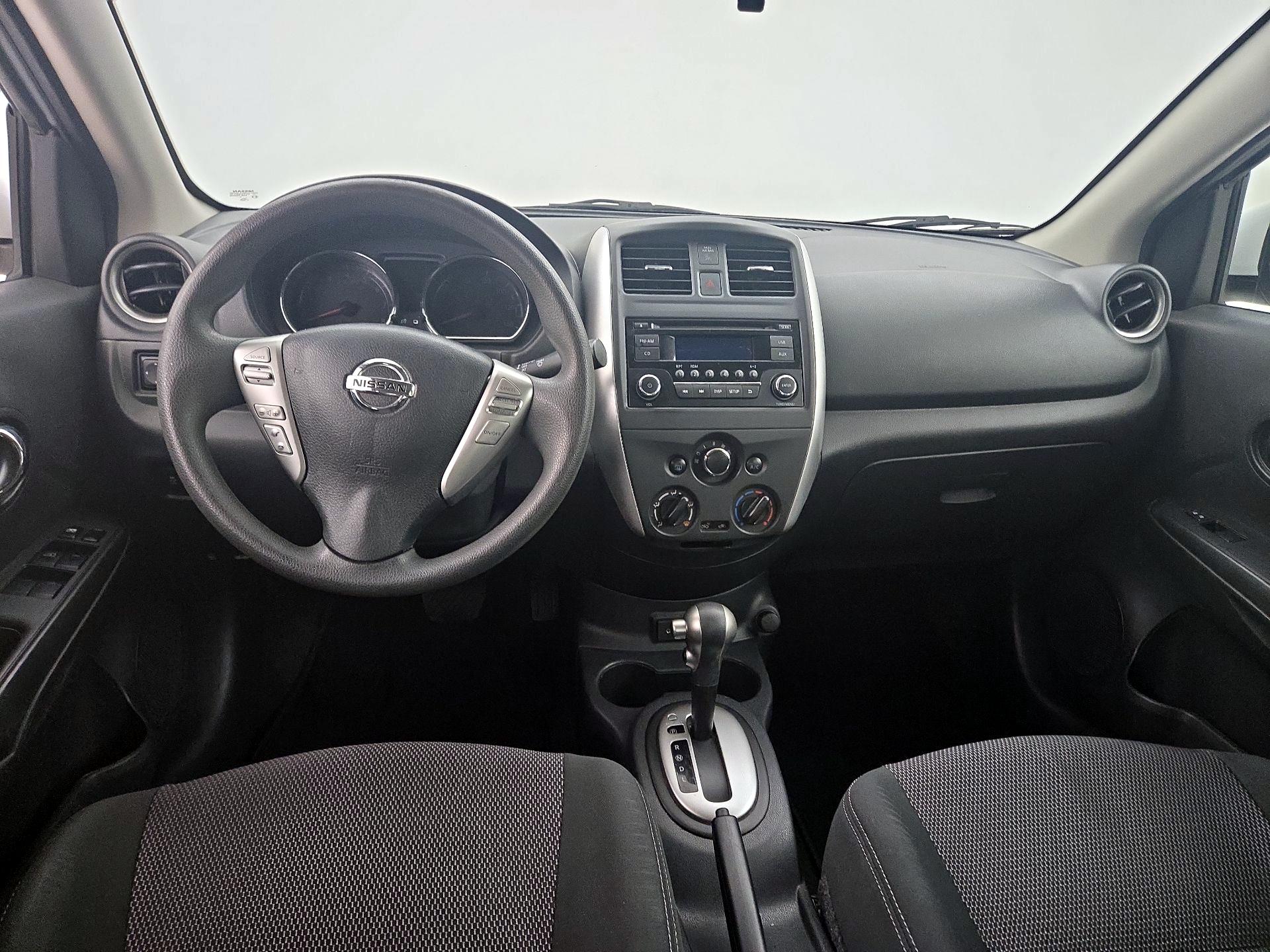 Thumbnail: 2017 Nissan Versa - 9