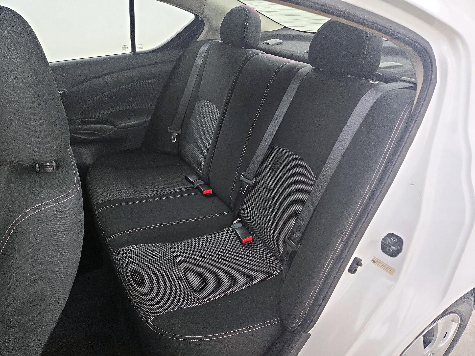 Thumbnail: 2017 Nissan Versa - 18