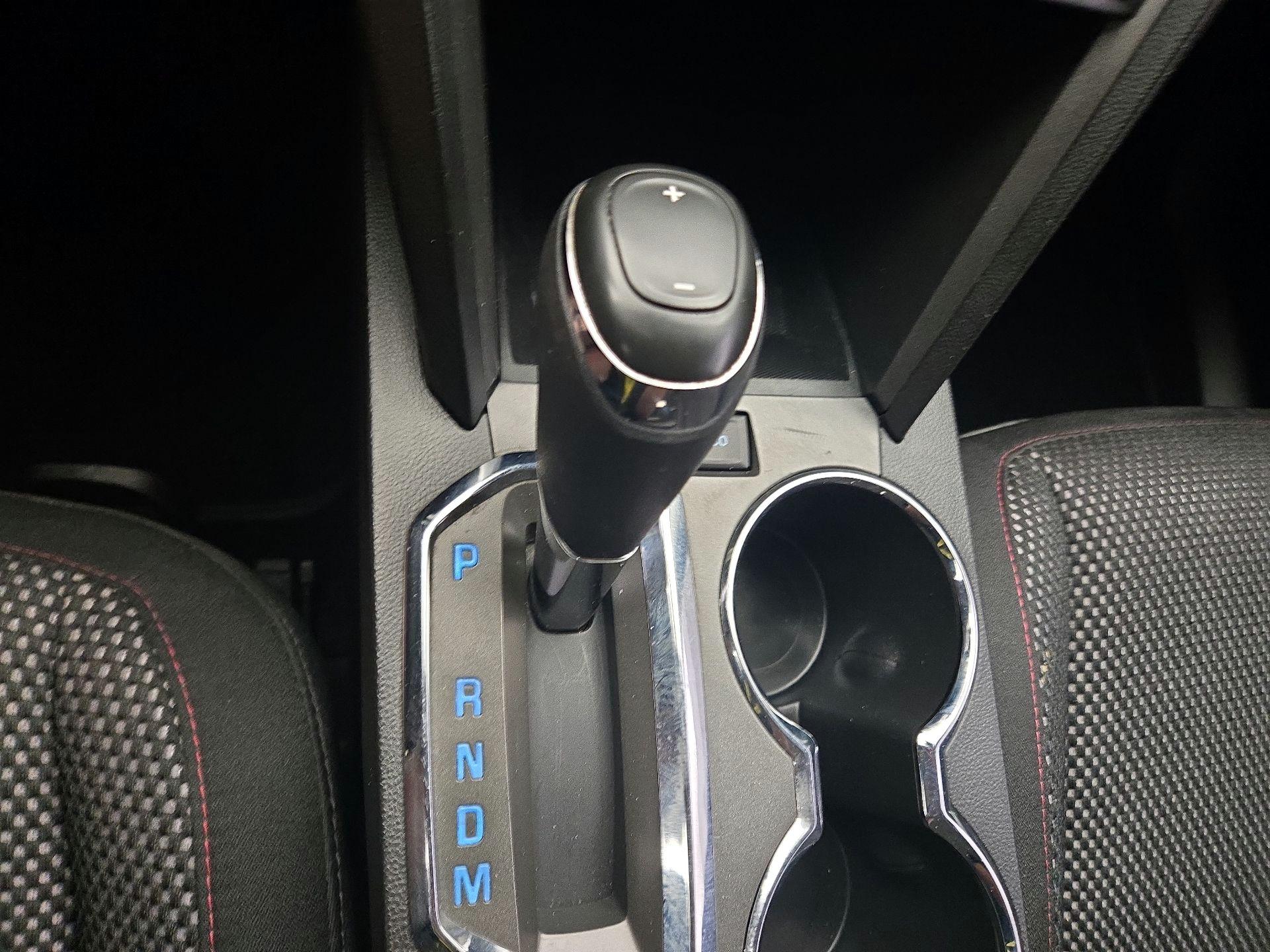 Thumbnail: 2016 Chevrolet Equinox - 16