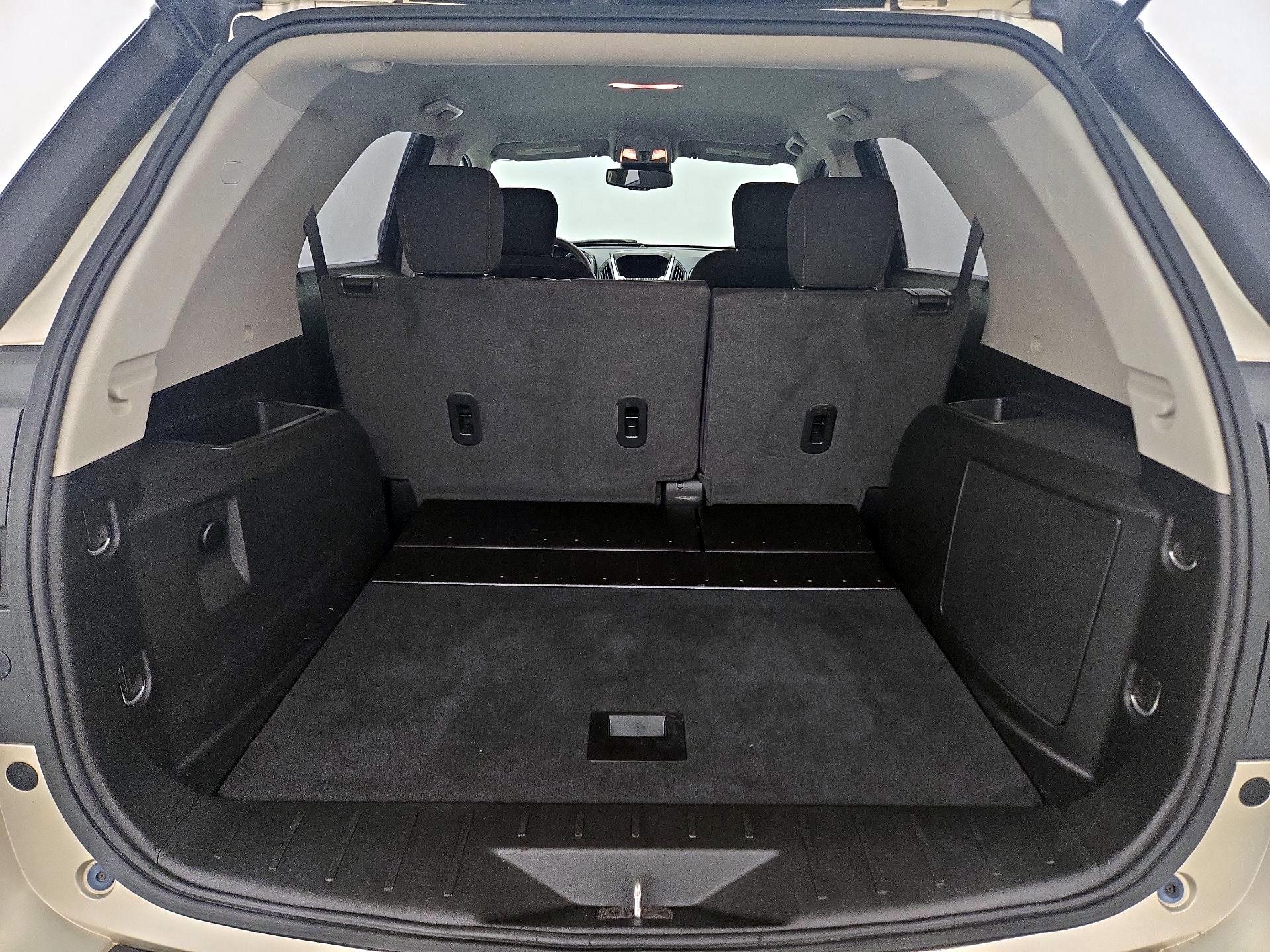 Thumbnail: 2016 Chevrolet Equinox - 19