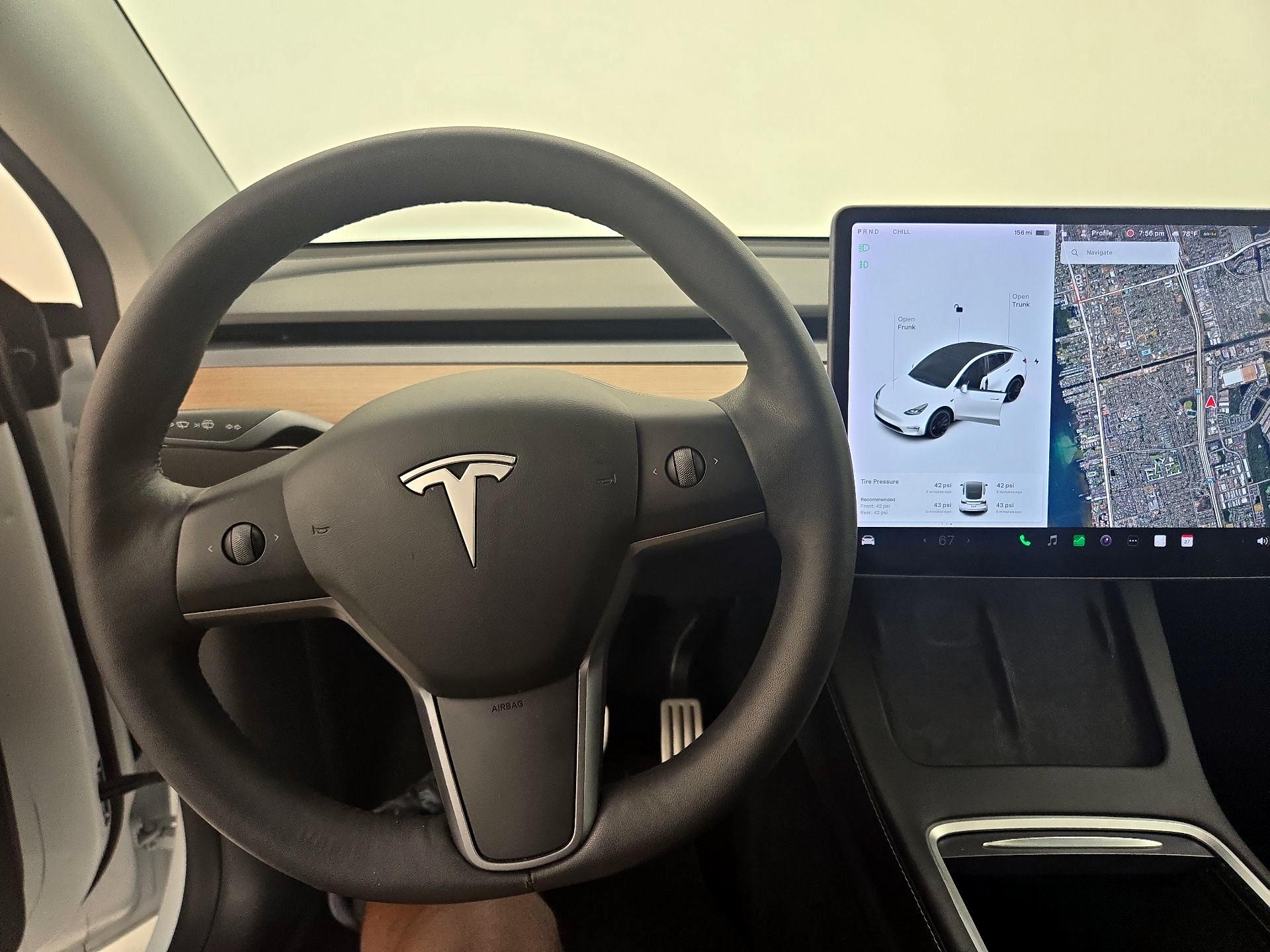 Thumbnail: 2022 Tesla Model Y - 10