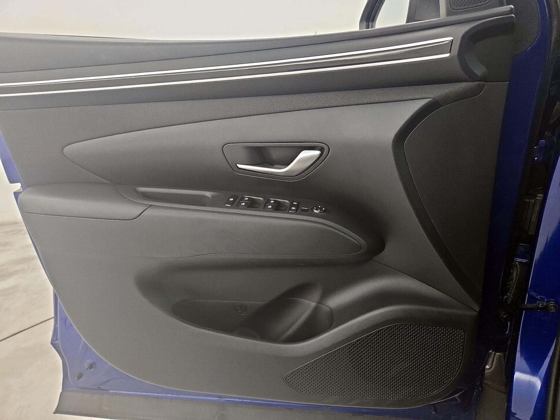 Thumbnail: 2023 Hyundai Tucson - 12