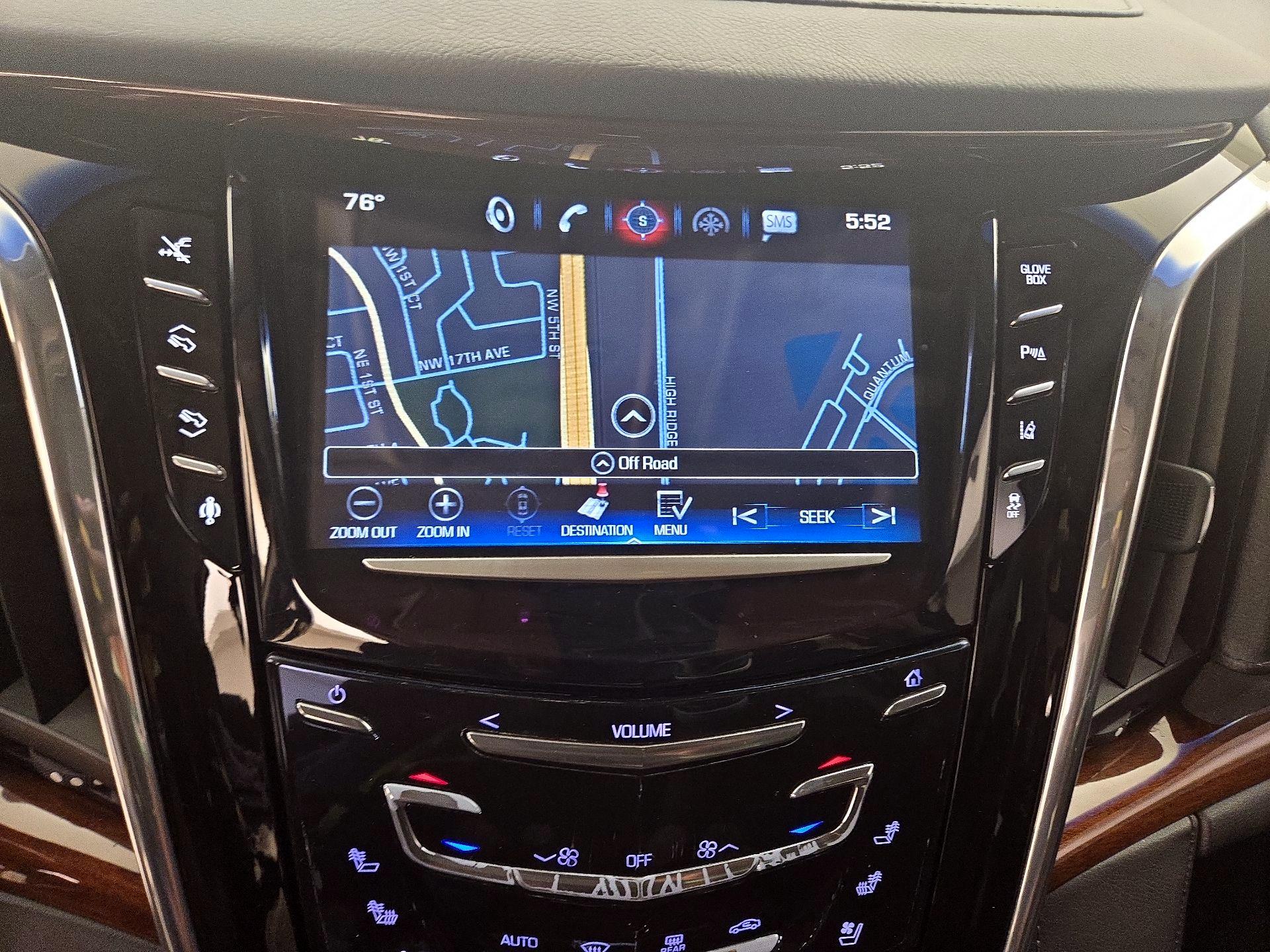 Thumbnail: 2015 Cadillac Escalade - 14