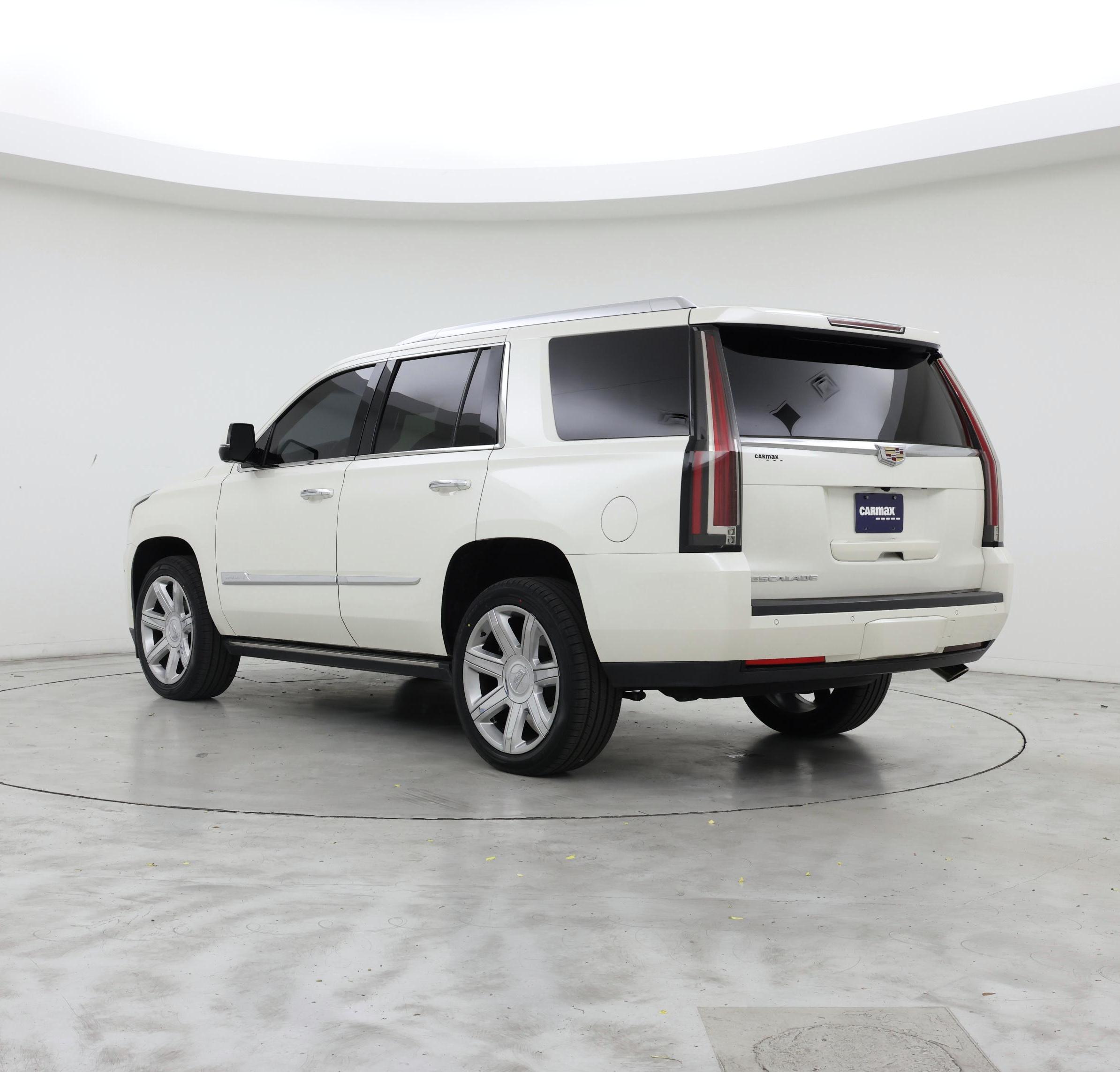 Thumbnail: 2015 Cadillac Escalade - 2