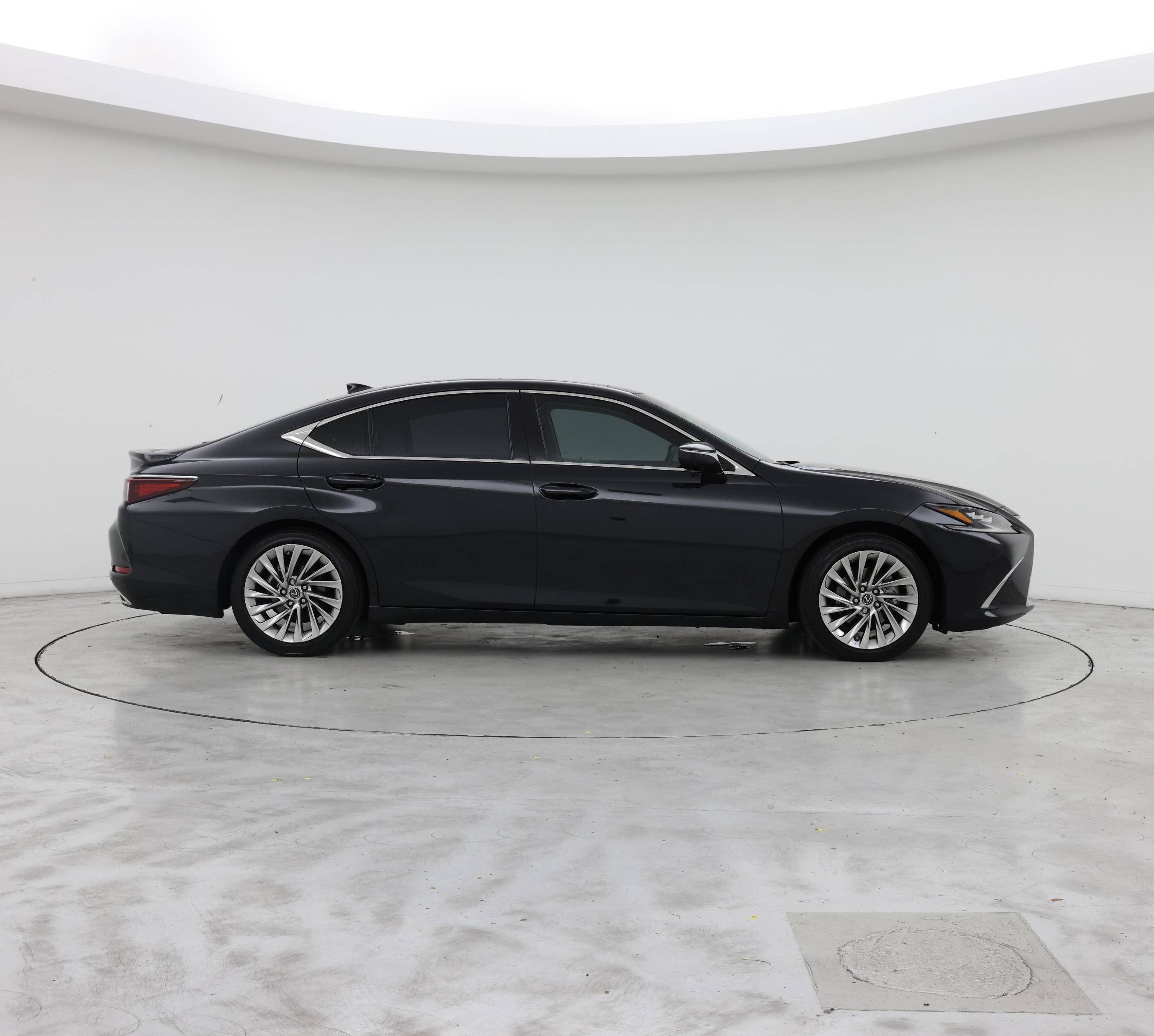 Thumbnail: 2022 Lexus ES - 7