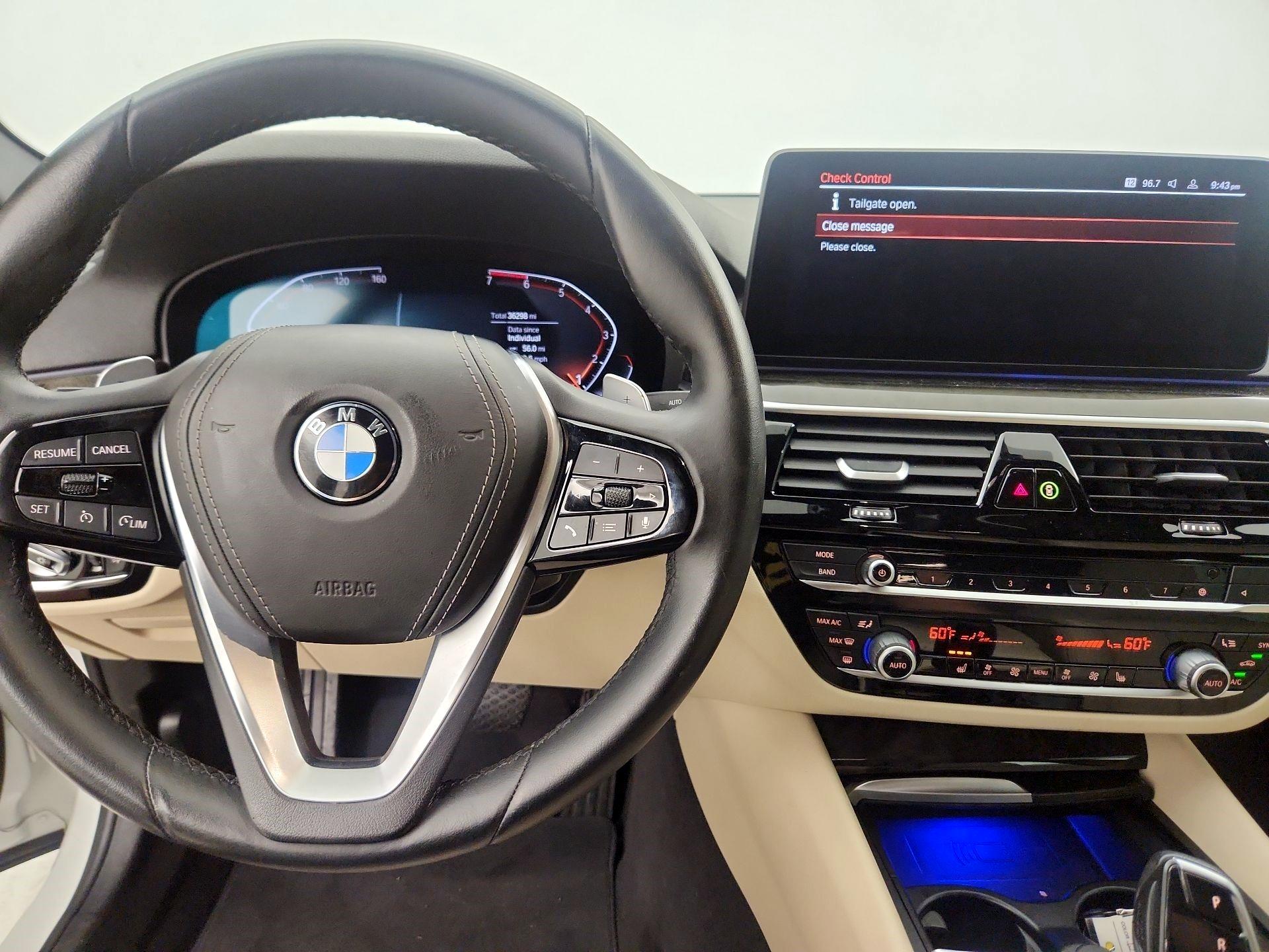 Thumbnail: 2022 BMW 5 Series - 9