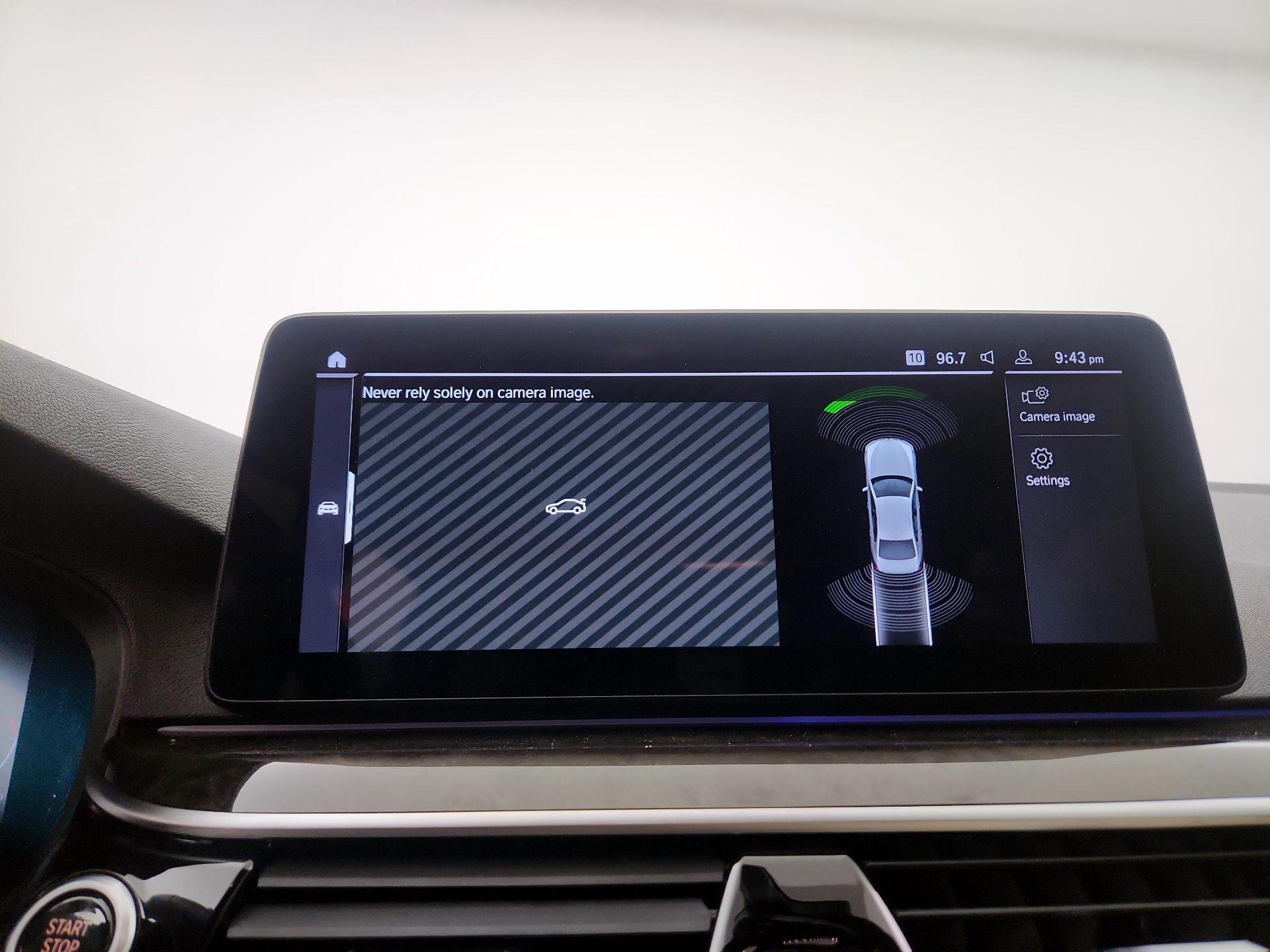 Thumbnail: 2022 BMW 5 Series - 14