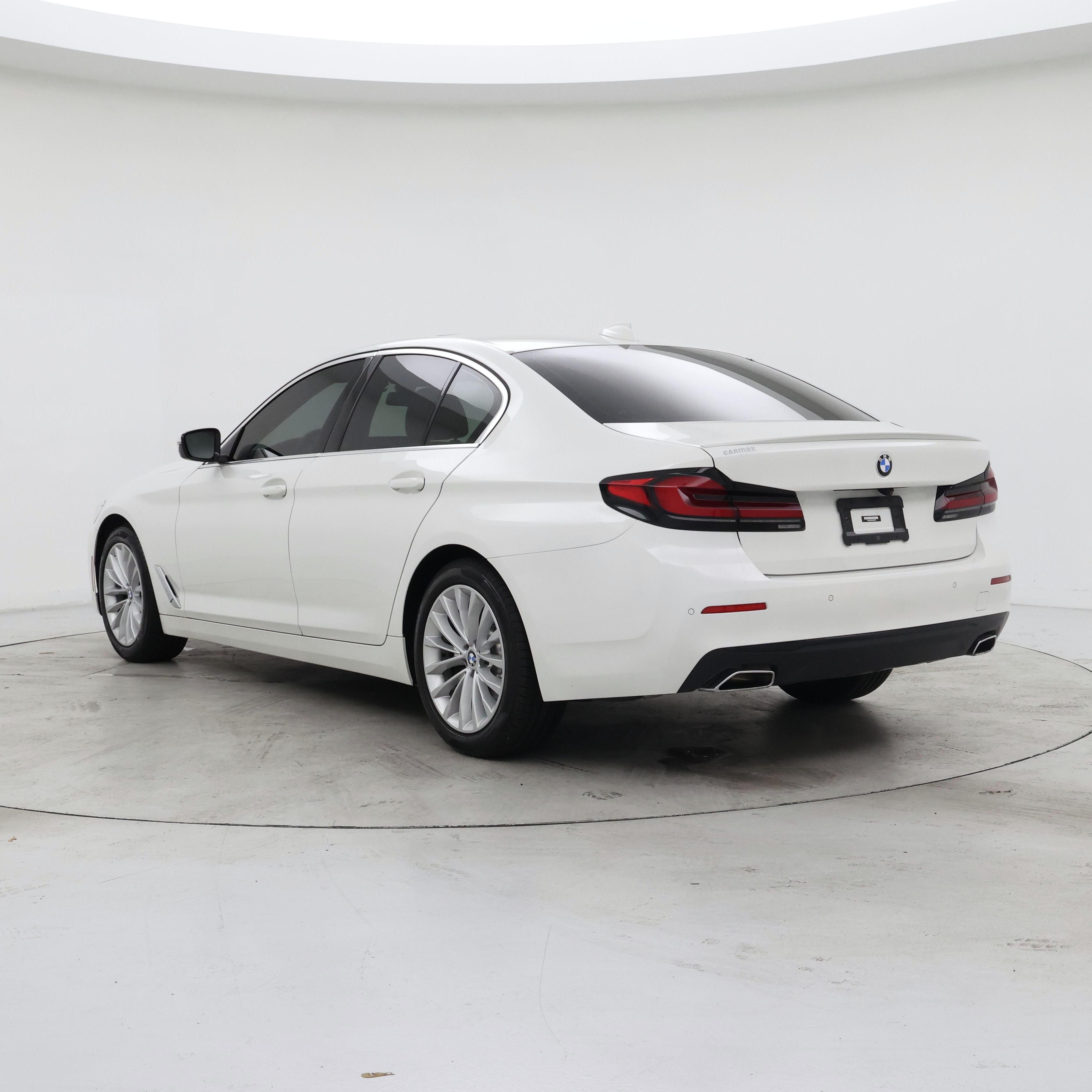 Thumbnail: 2022 BMW 5 Series - 2