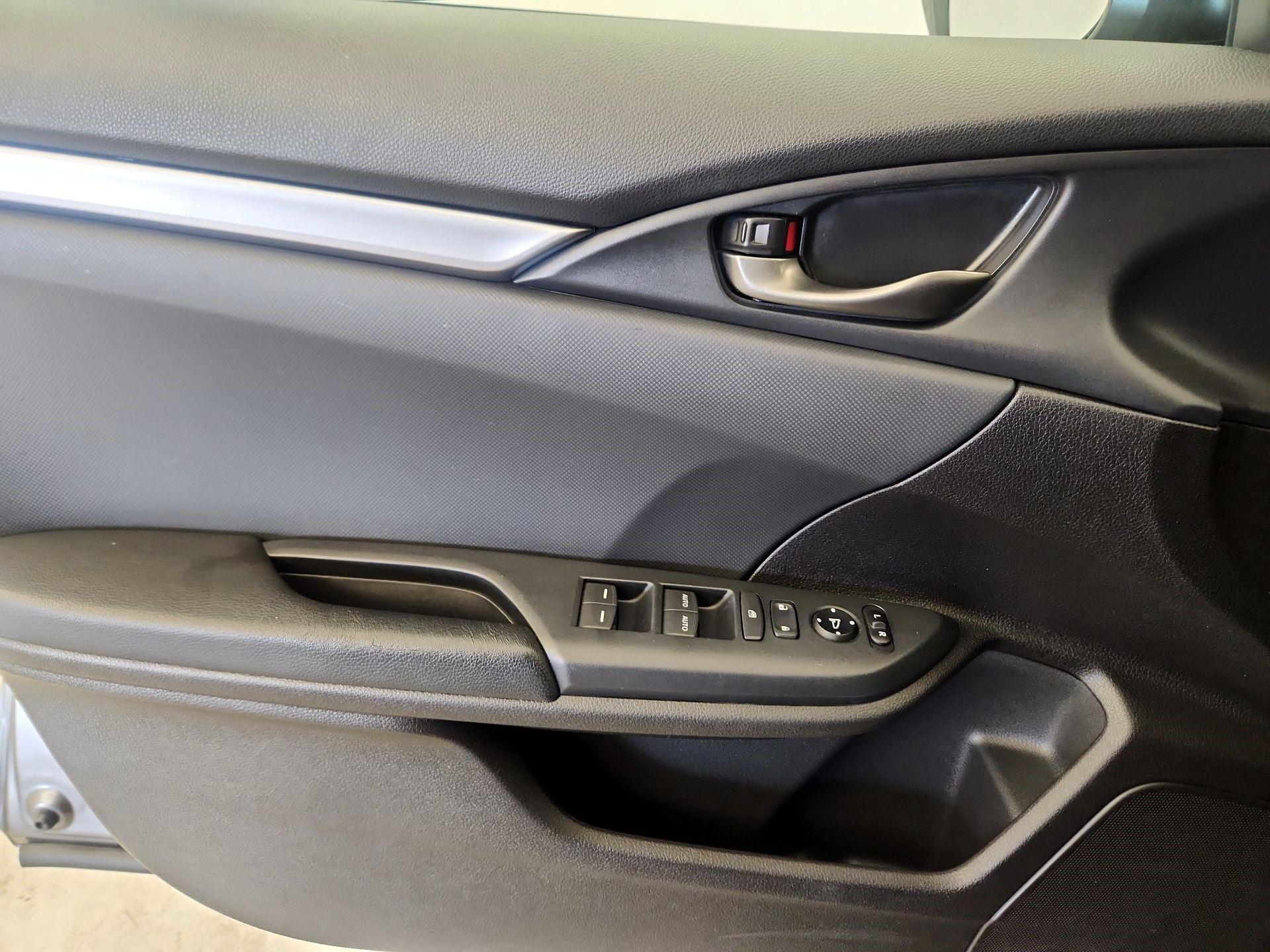 Thumbnail: 2020 Honda Civic - 12