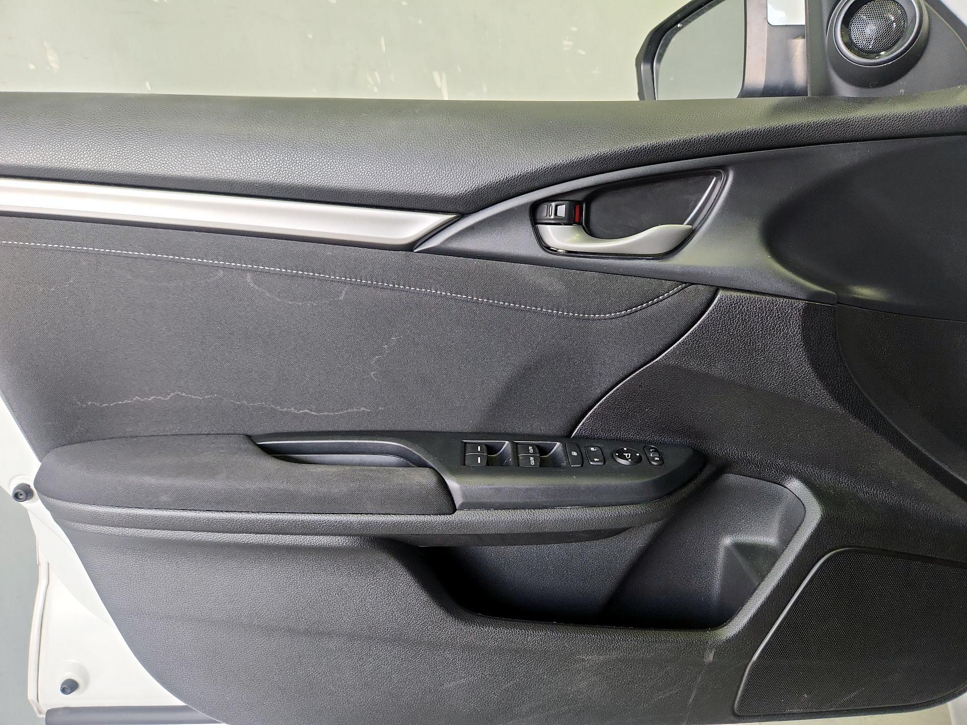 Thumbnail: 2019 Honda Civic - 12